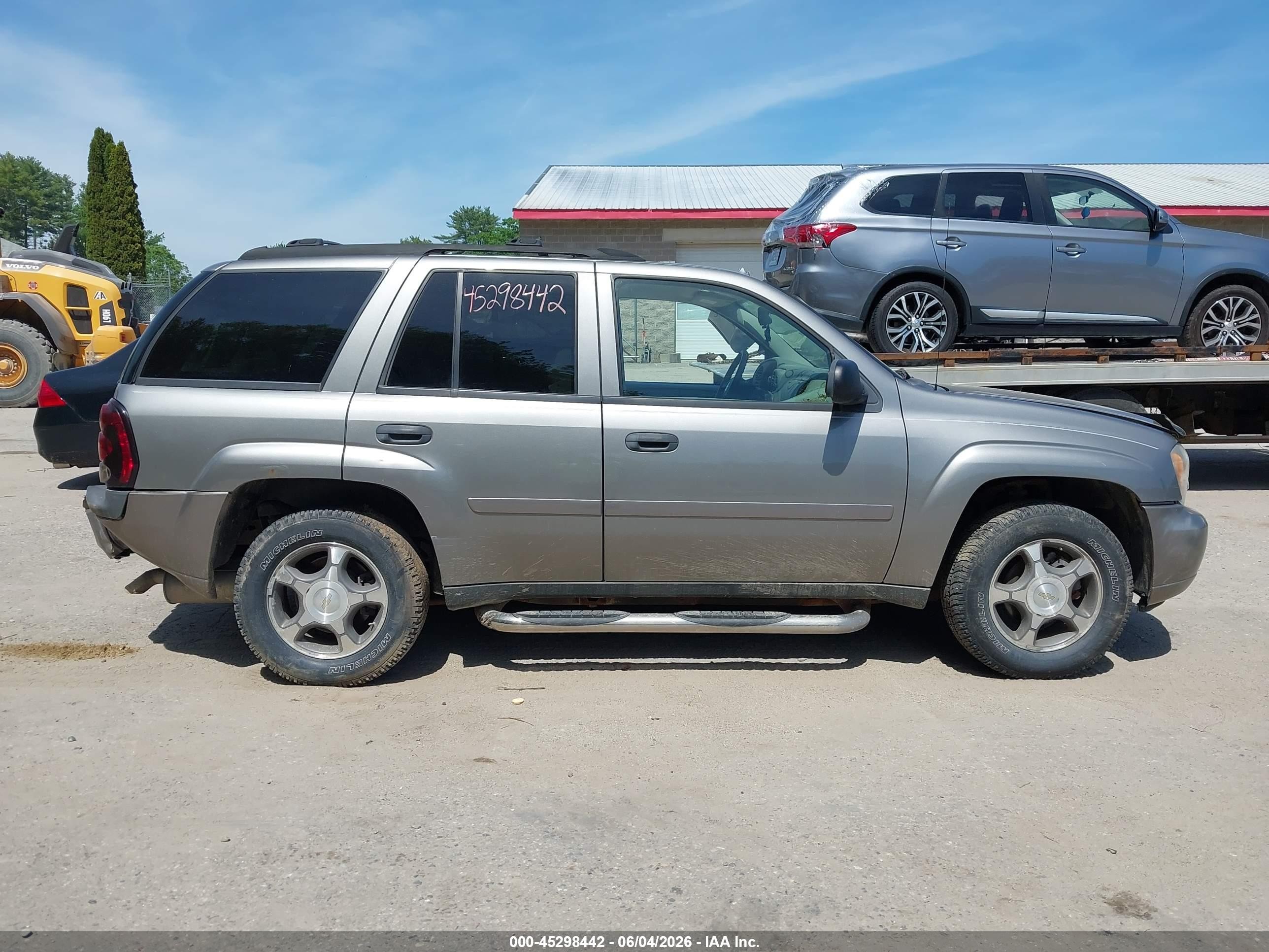 2007 Chevrolet Trailblazer Ls Gray vin: 1GNDT13SX72261833