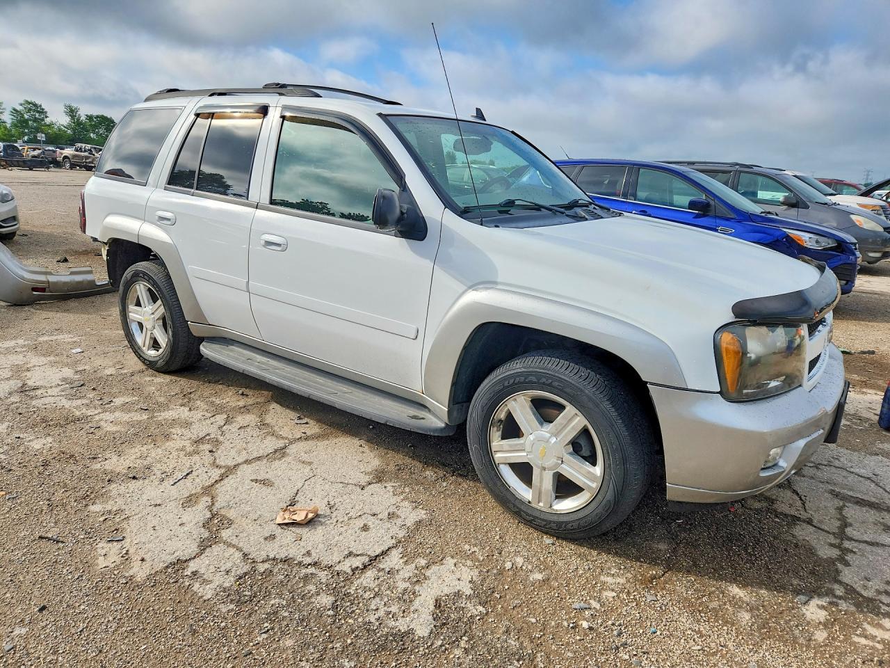2008 Chevrolet Trailblazer Ls White vin: 1GNDT13SX82123792