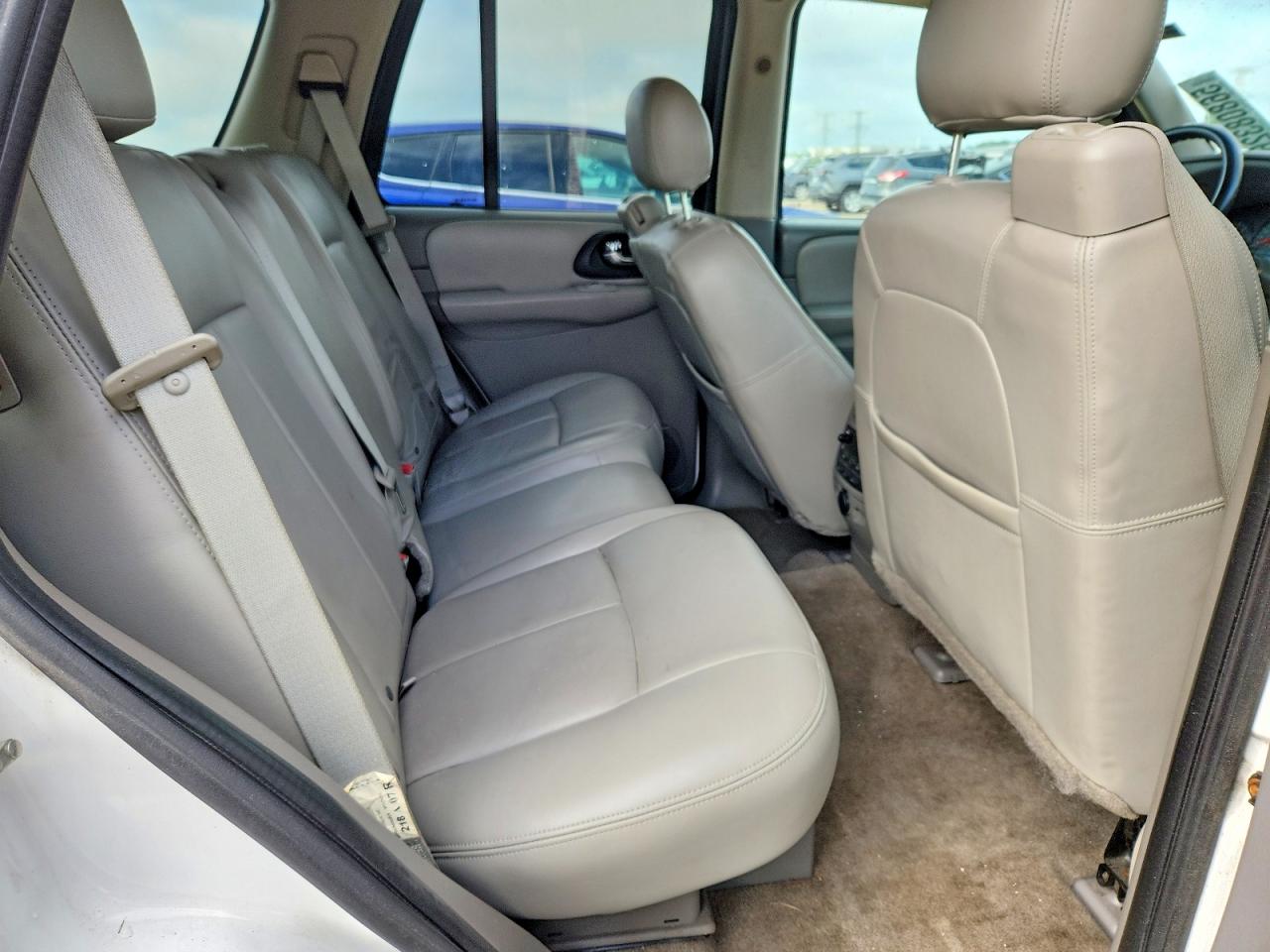 2008 Chevrolet Trailblazer Ls White vin: 1GNDT13SX82123792