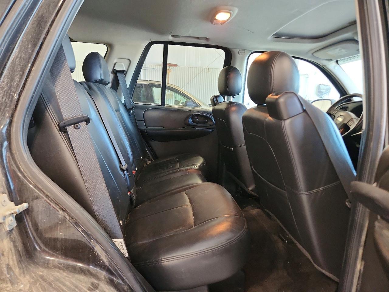 2008 Chevrolet Trailblazer Ls/lt Two Tone vin: 1GNDT13SX82153598