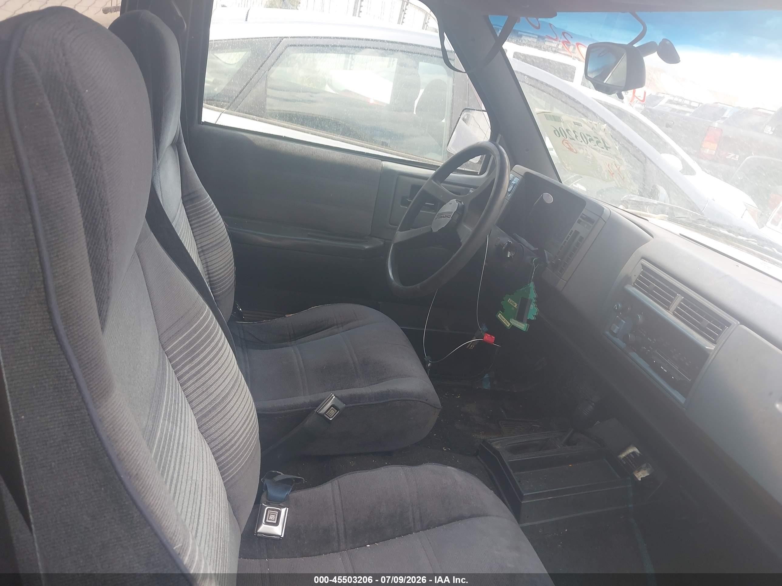 1994 Chevrolet Blazer S10 Желто-коричневый vin: 1GNDT13W0R2143330
