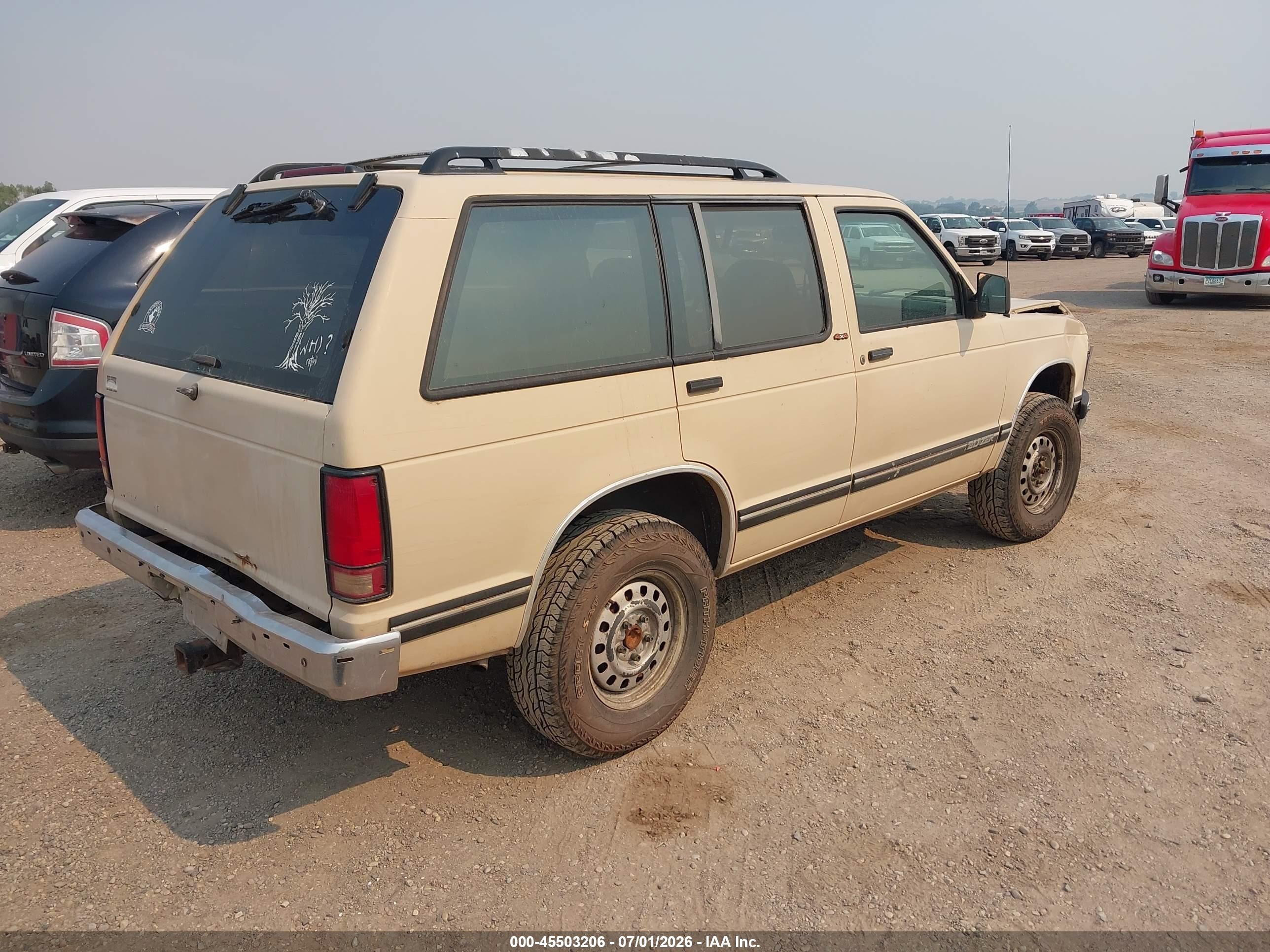 1994 Chevrolet Blazer S10 Желто-коричневый vin: 1GNDT13W0R2143330
