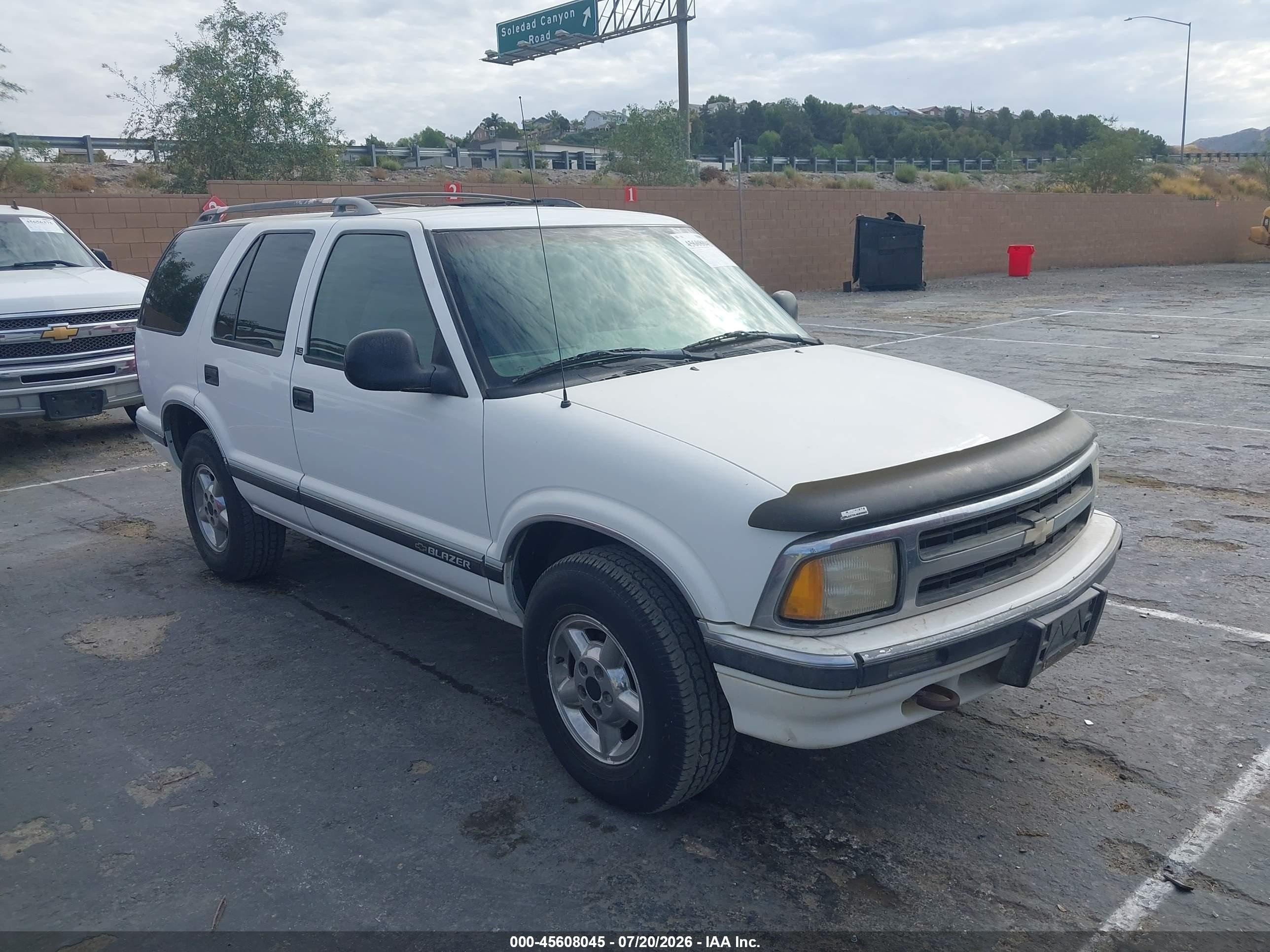 1995 Chevrolet Blazer   White vin: 1GNDT13W0S2119986