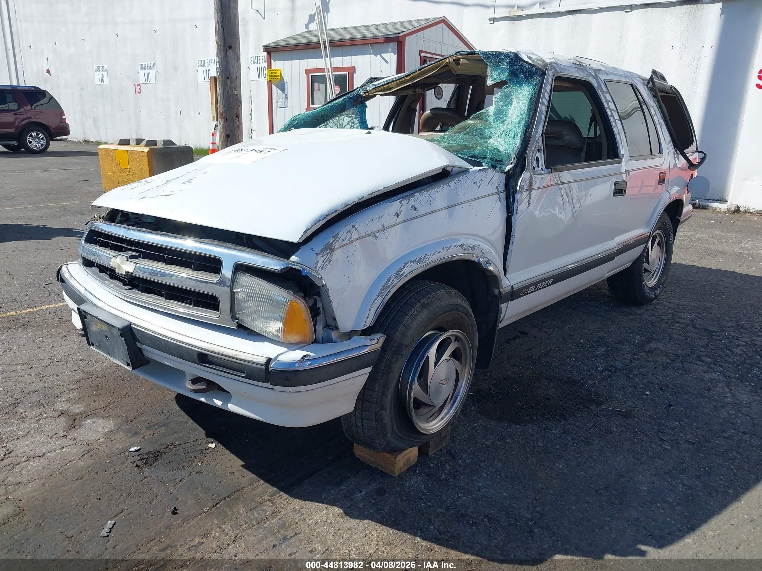 1996 Chevrolet Blazer White vin: 1GNDT13W0T2220964