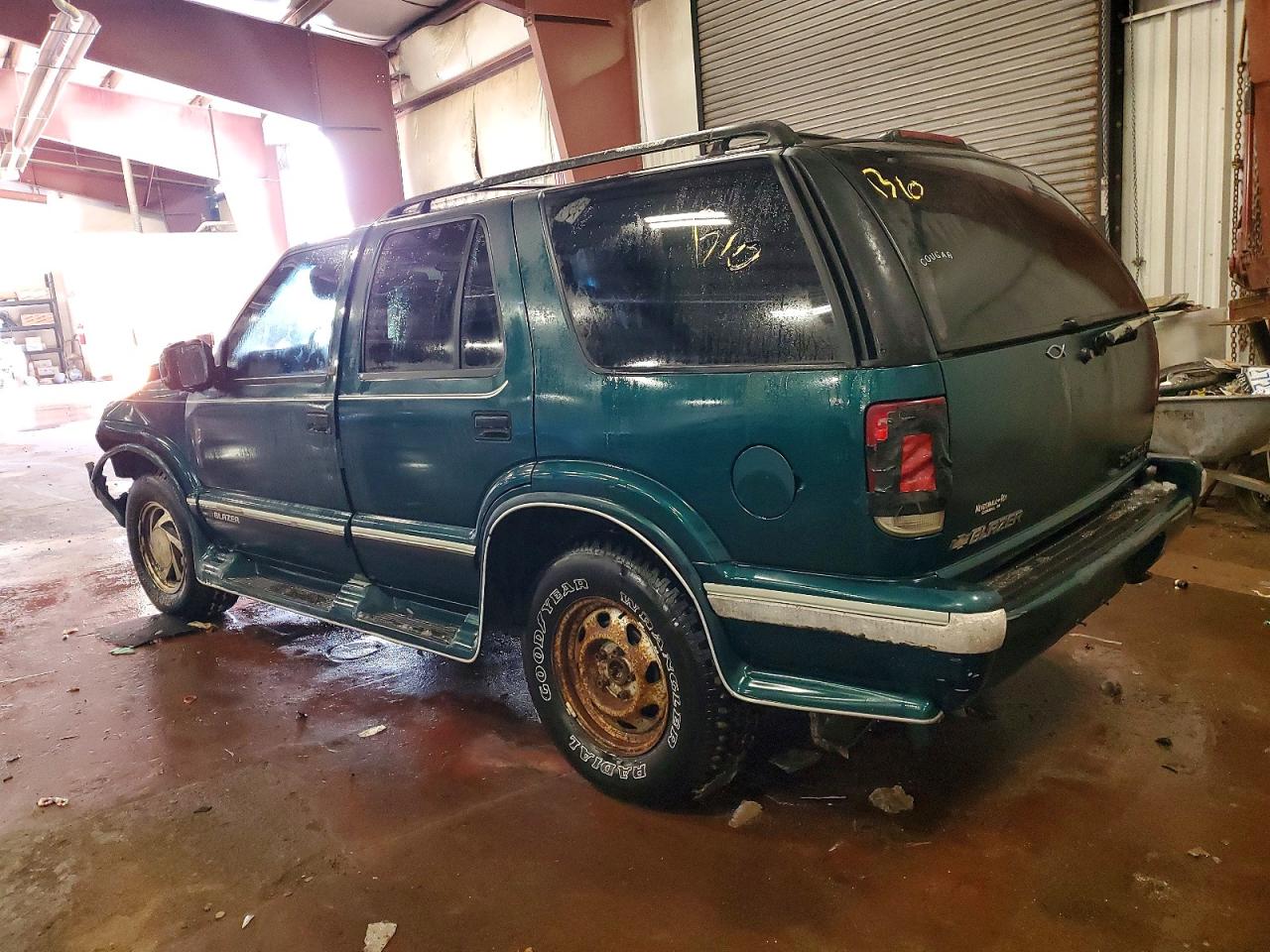 1996 Chevrolet Blazer Green vin: 1GNDT13W0T2222973