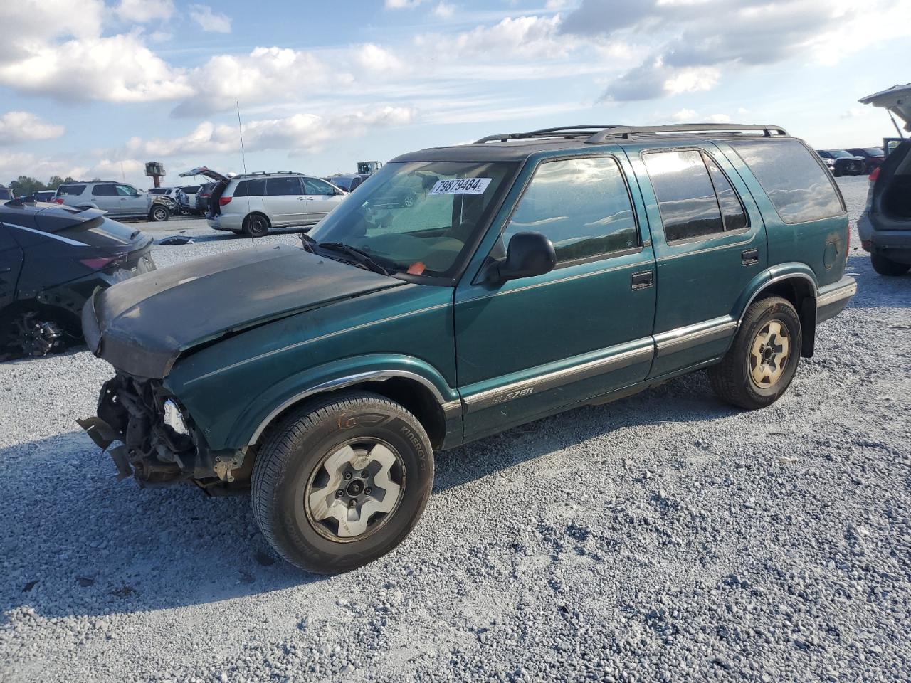 1997 Chevrolet Blazer Green vin: 1GNDT13W0V2179447