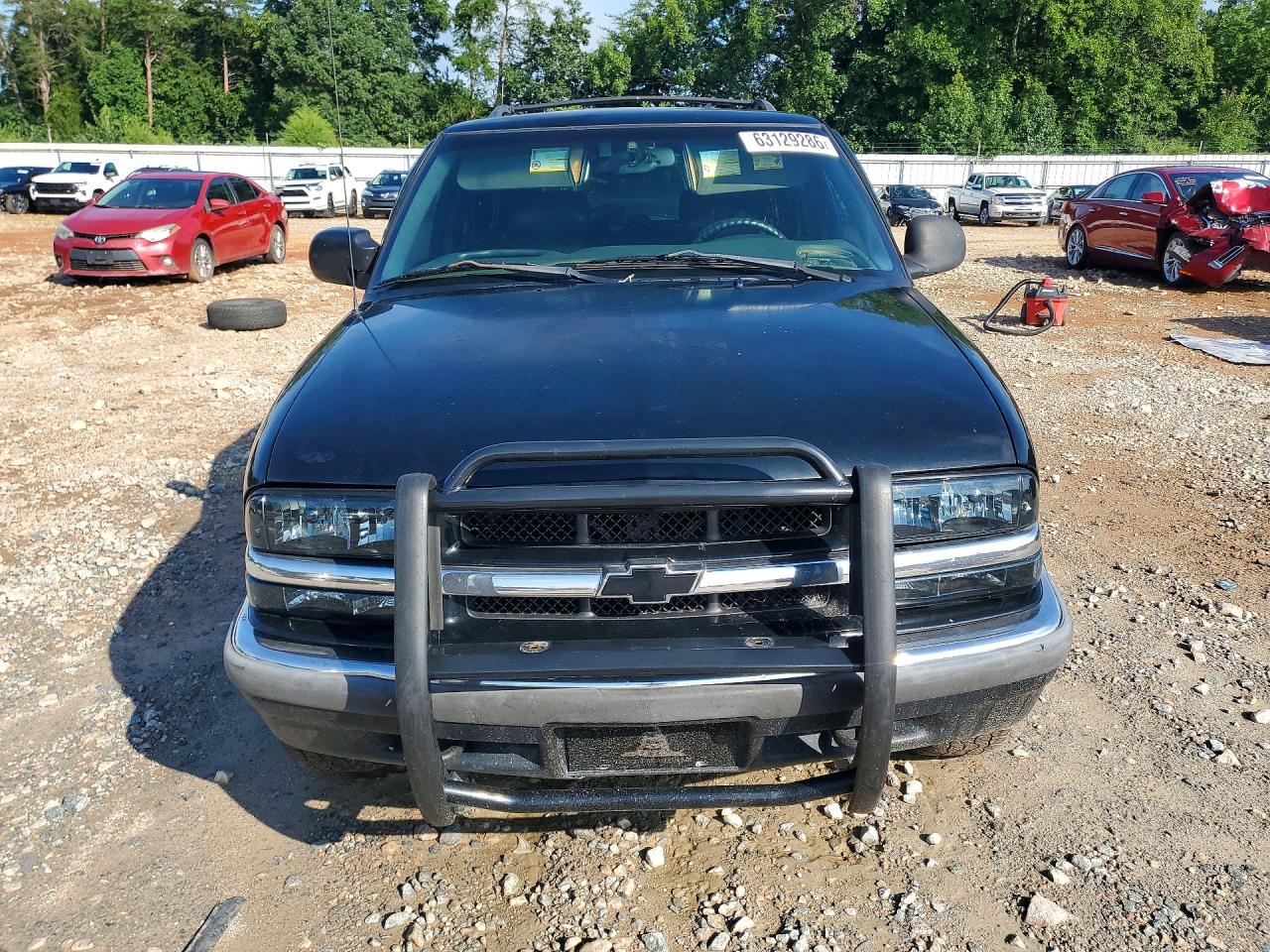 2001 Chevrolet Blazer Black vin: 1GNDT13W112185459