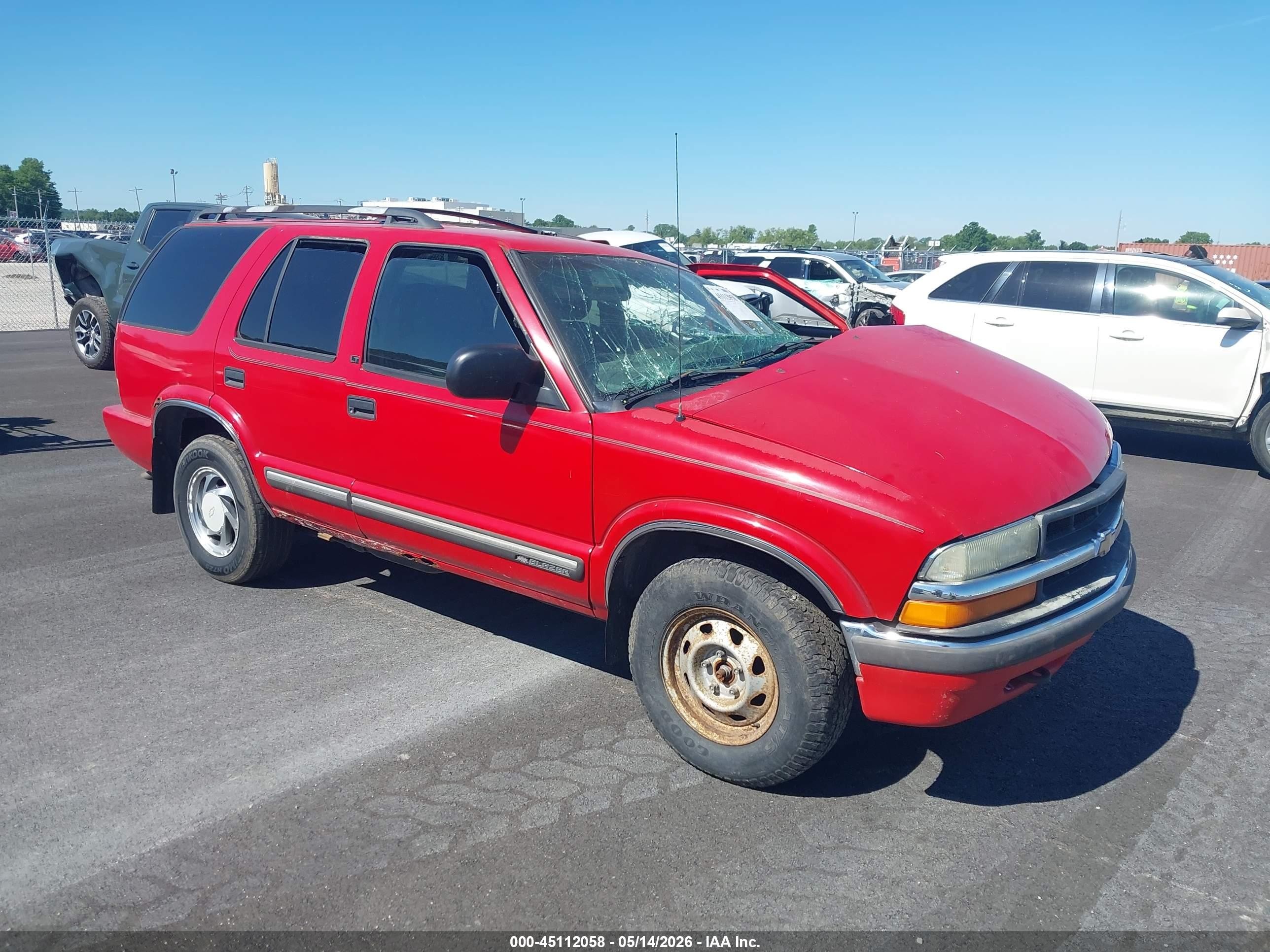 2001 Chevrolet Blazer Lt Red vin: 1GNDT13W11K192041