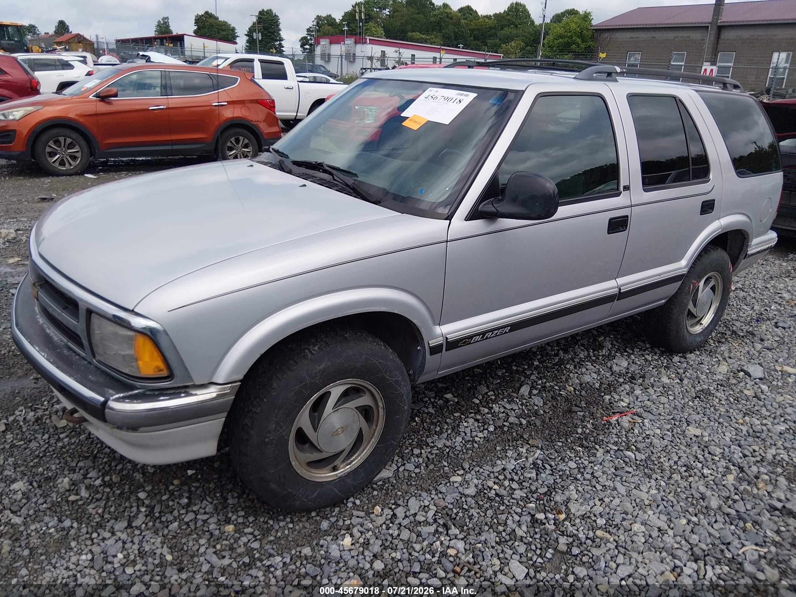 1995 Chevrolet Blazer   Gray vin: 1GNDT13W1S2245063