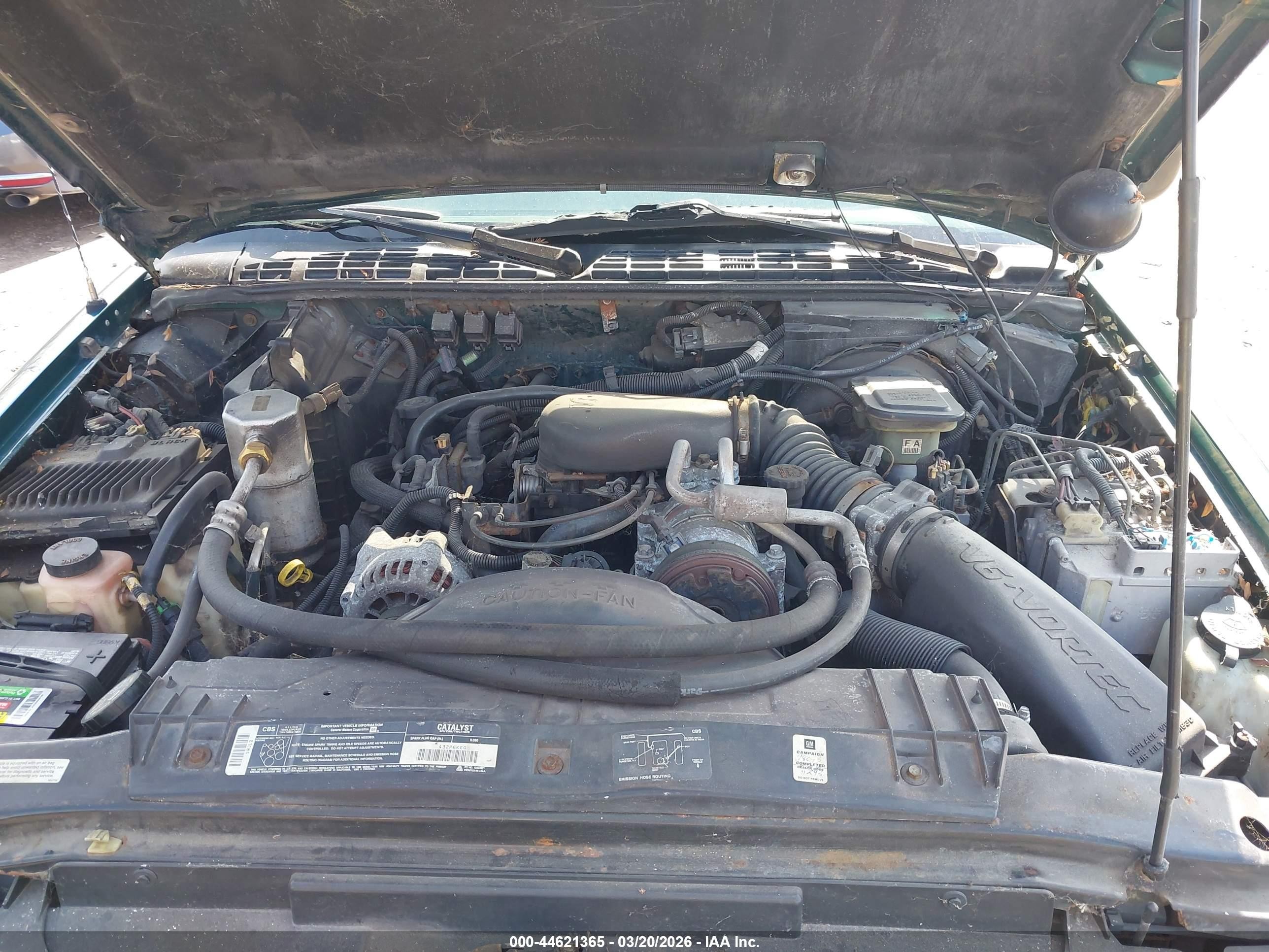 1996 Chevrolet Blazer   Green vin: 1GNDT13W2T2140372