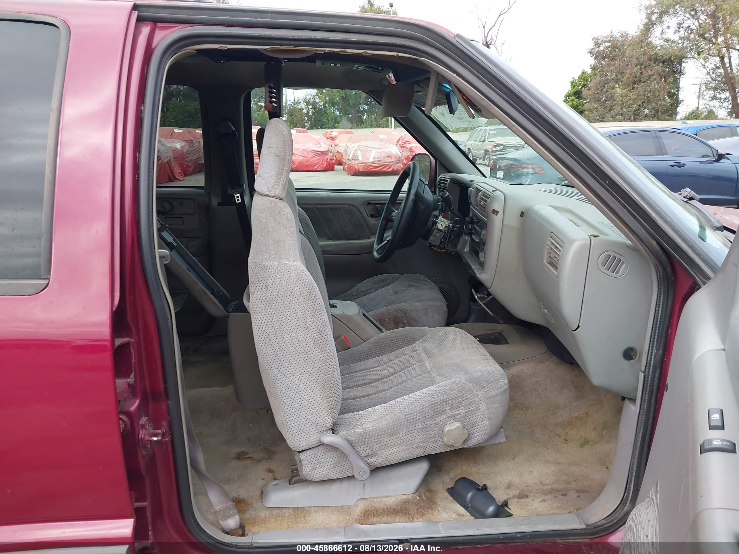 1996 Chevrolet Blazer Бордовый vin: 1GNDT13W2T2161948