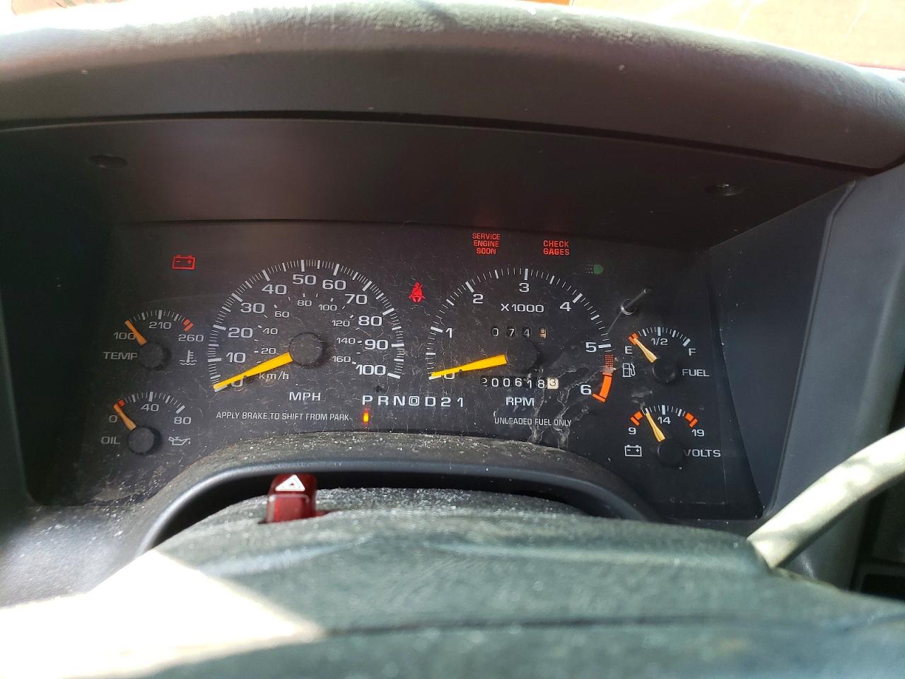 1996 Chevrolet Blazer Red vin: 1GNDT13W2T2247048
