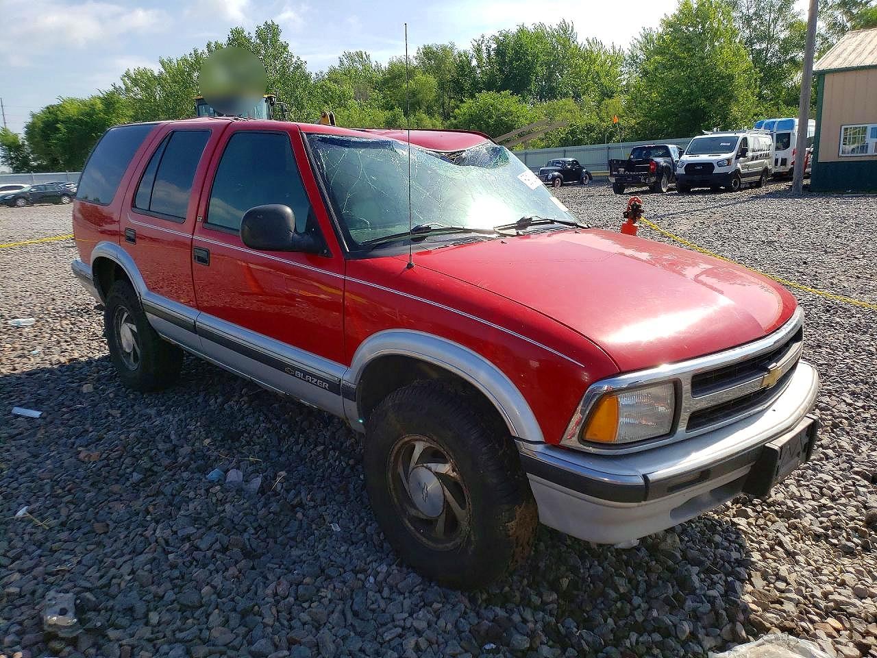 1996 Chevrolet Blazer Red vin: 1GNDT13W2T2247048