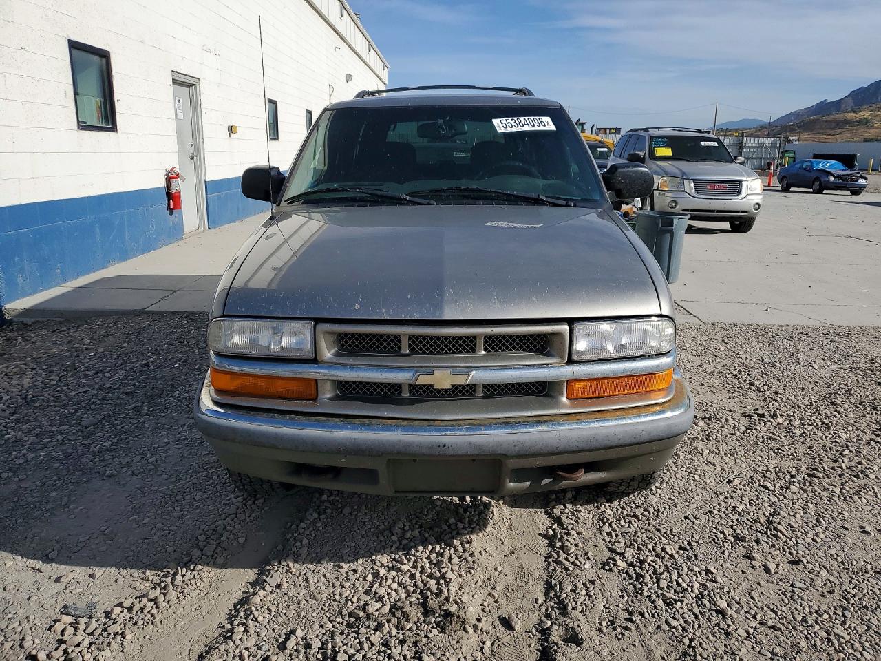 2000 Chevrolet Blazer Silver vin: 1GNDT13W2Y2400874