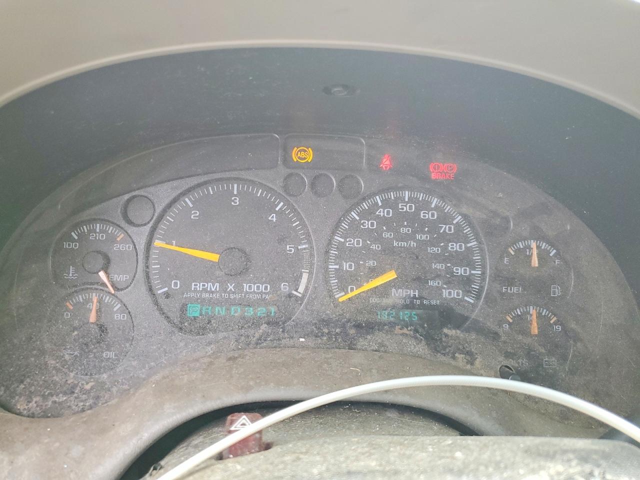 2001 Chevrolet Blazer Silver vin: 1GNDT13W31K204271