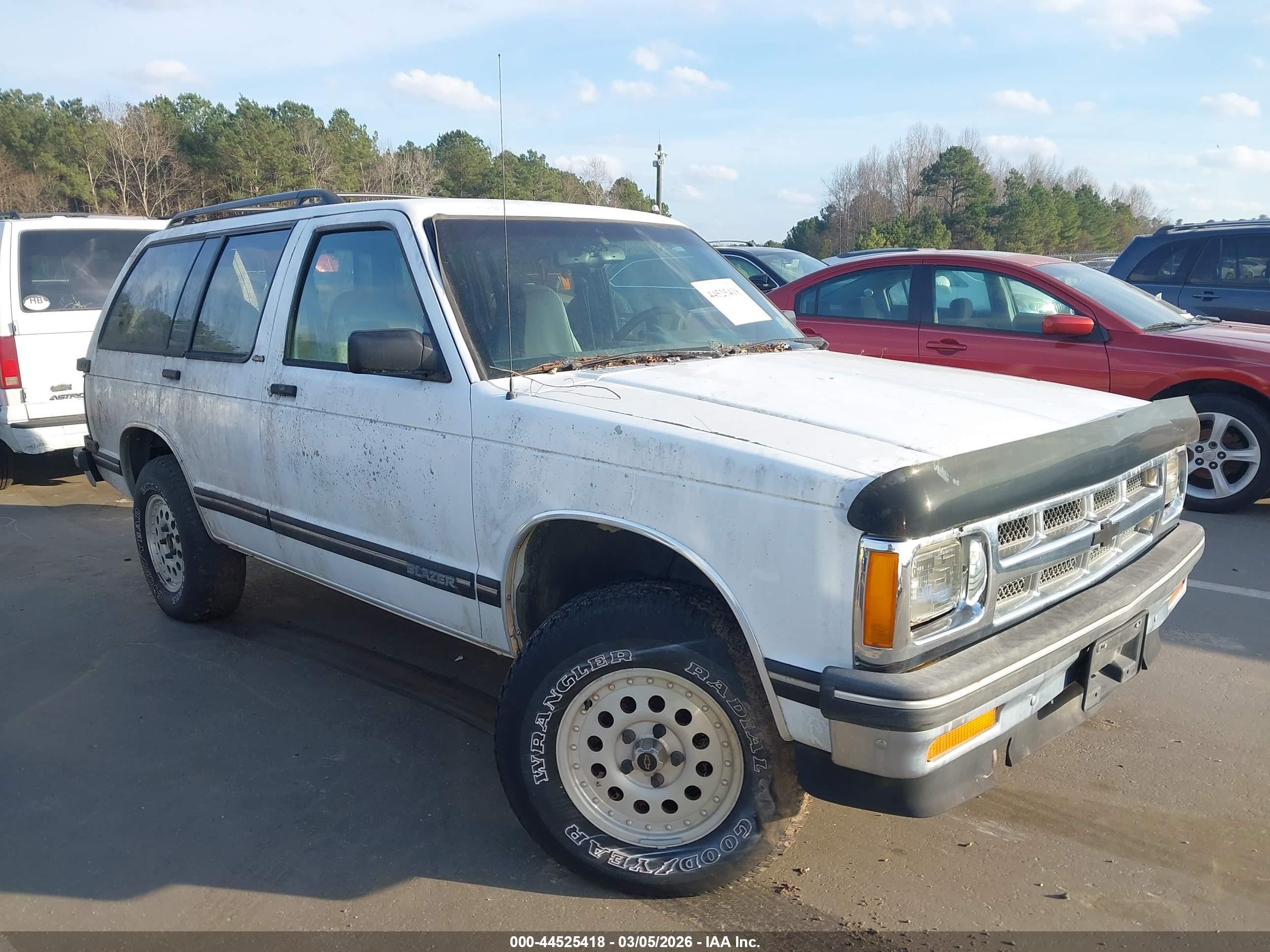 1994 Chevrolet Blazer S10 White vin: 1GNDT13W3R2130037