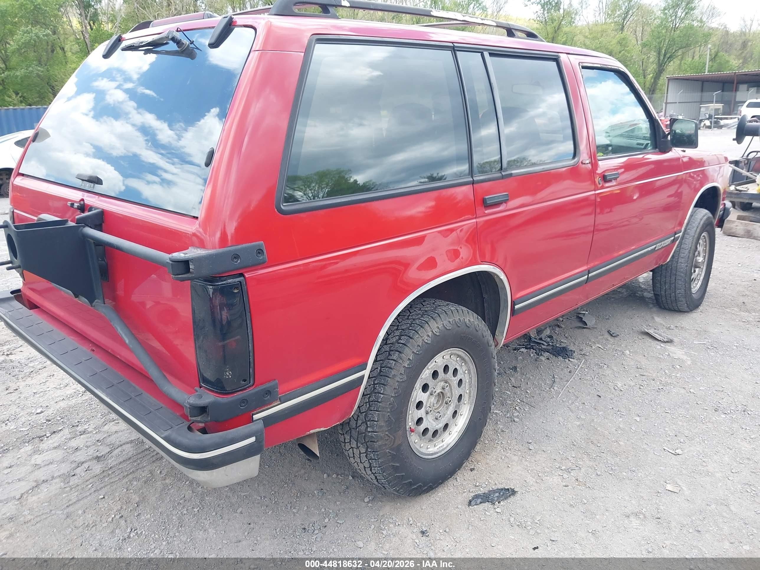 1994 Chevrolet Blazer S10 Red vin: 1GNDT13W4R0180960