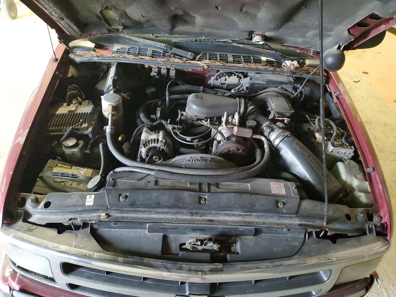 1996 Chevrolet Blazer Red vin: 1GNDT13W4T2124514