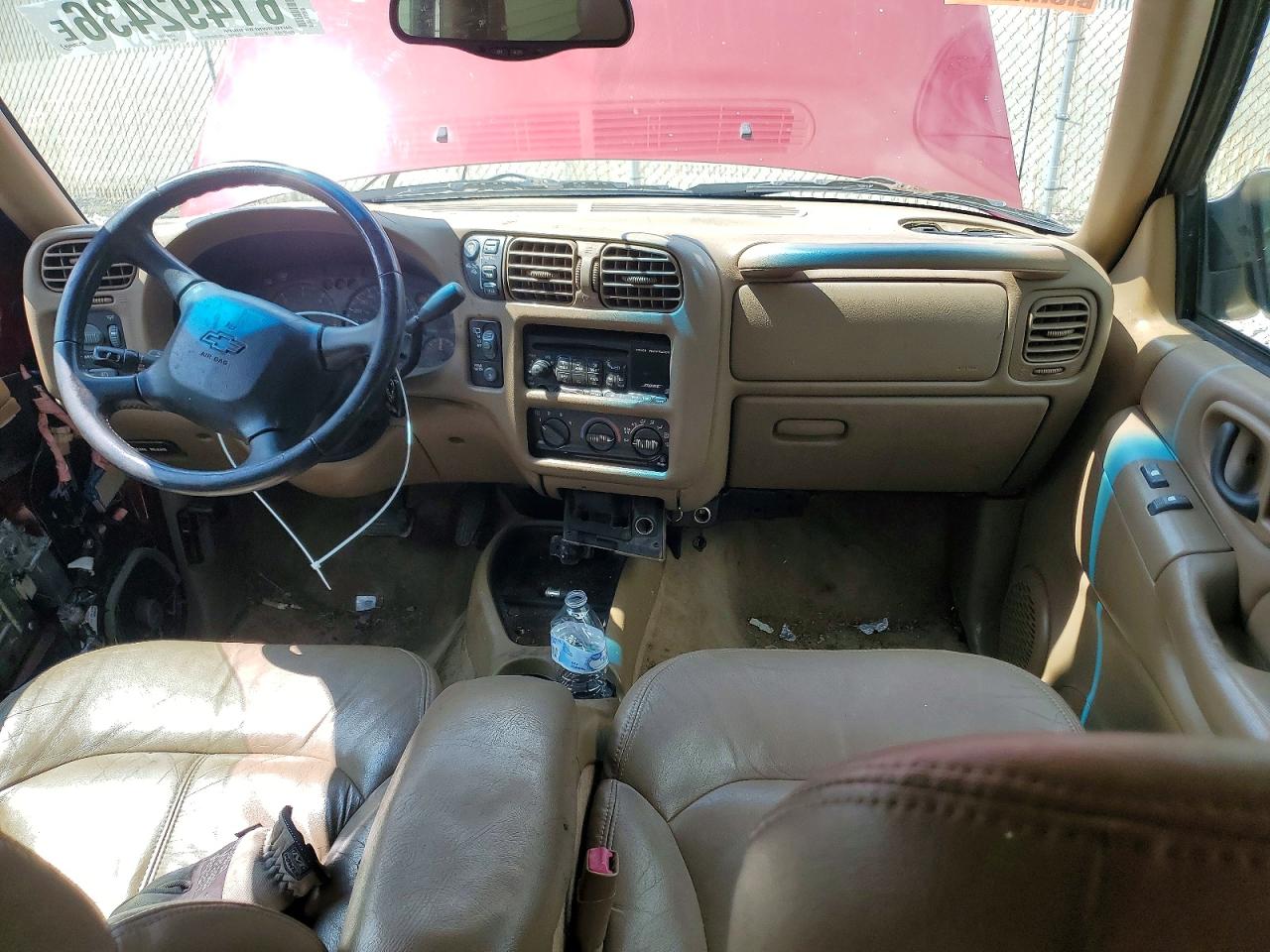 2002 Chevrolet Blazer Red vin: 1GNDT13W52K154281