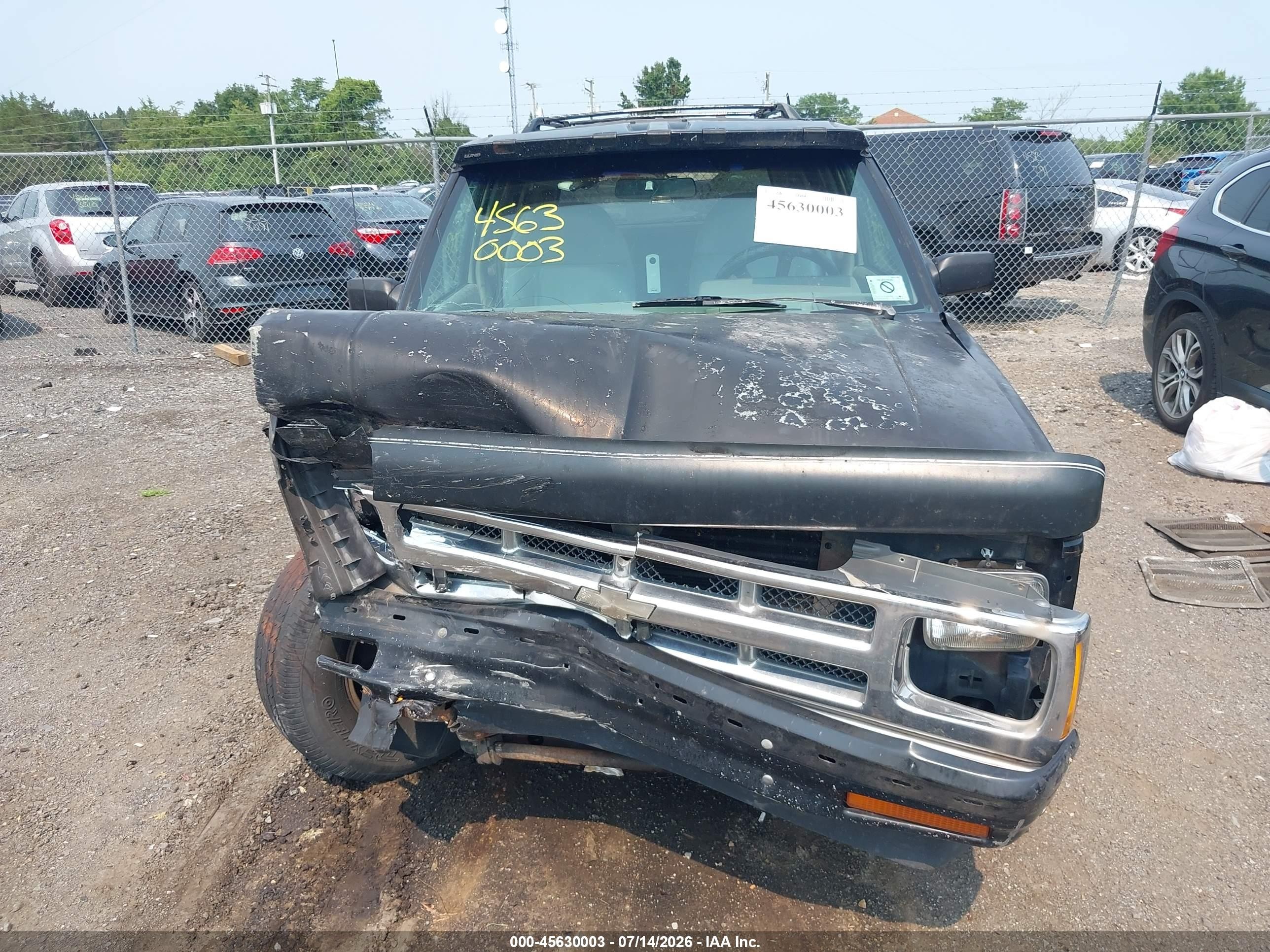 1994 Chevrolet Blazer S10 Black vin: 1GNDT13W5R0158059