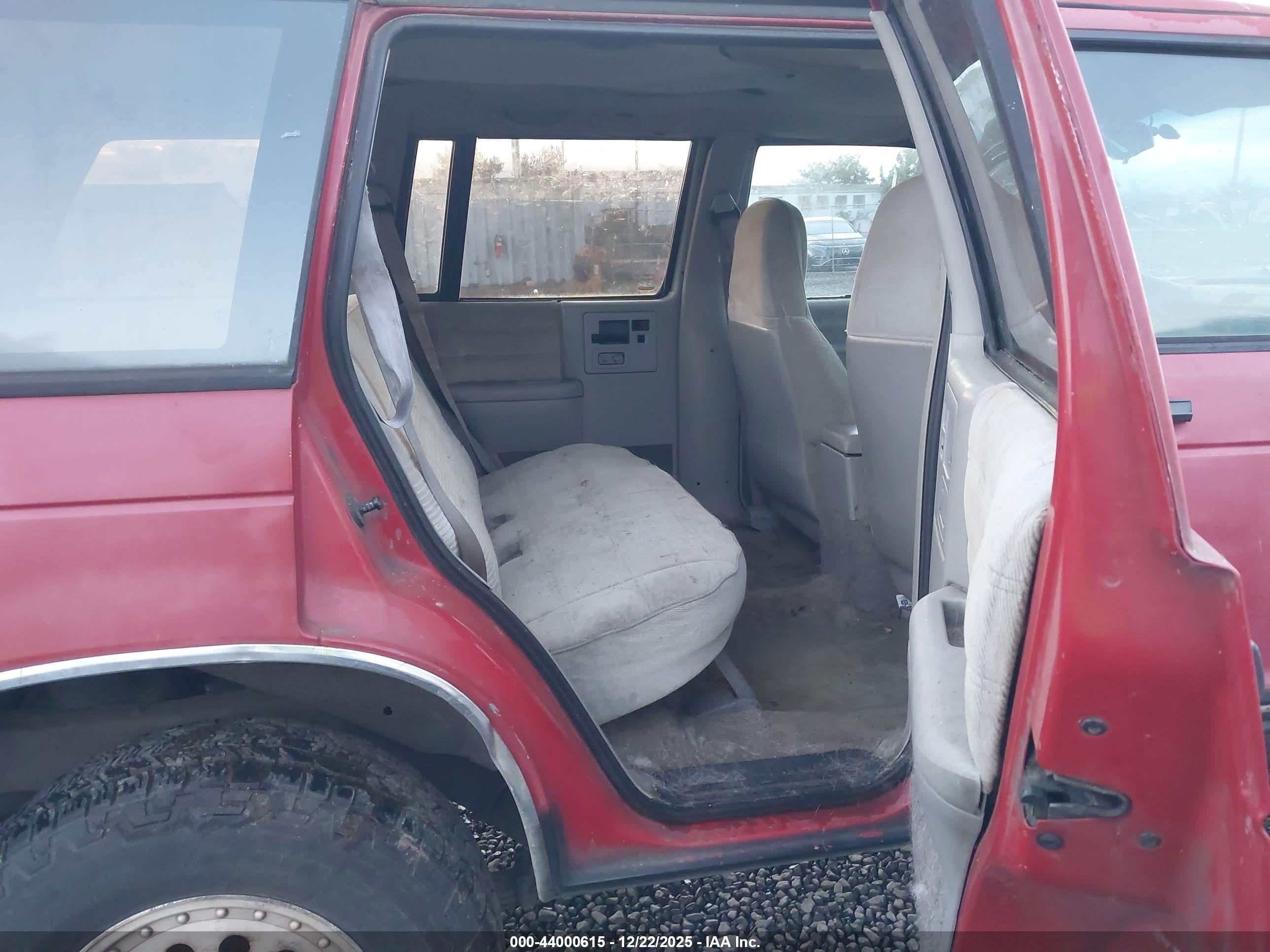 1994 Chevrolet Blazer S10 Red vin: 1GNDT13W5R0177873