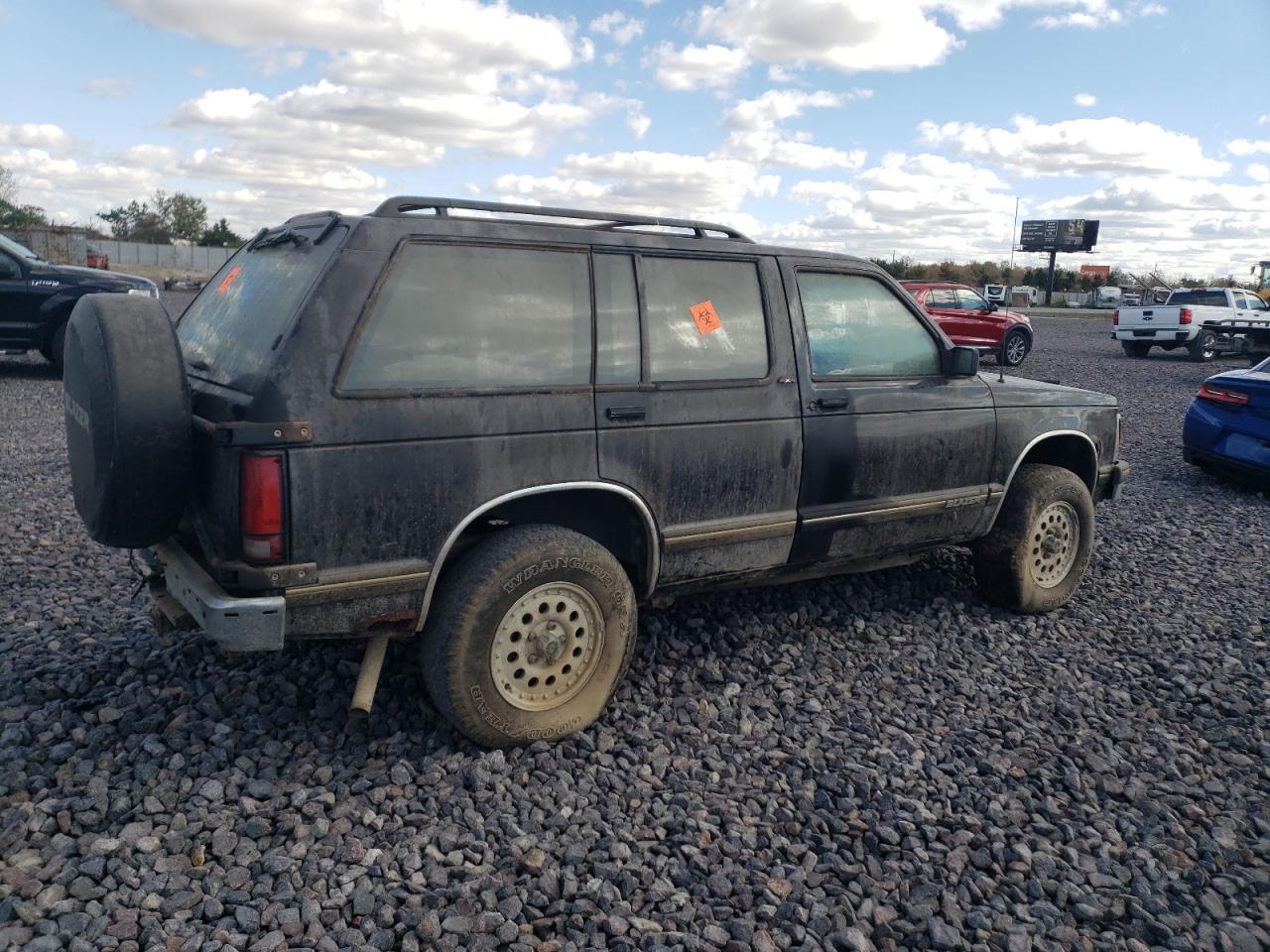 1994 Chevrolet Blazer S10 Black vin: 1GNDT13W5R2158339