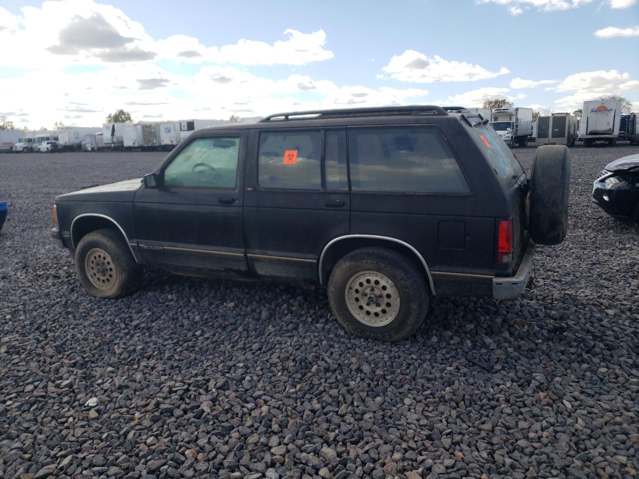 1994 Chevrolet Blazer S10 Black vin: 1GNDT13W5R2158339