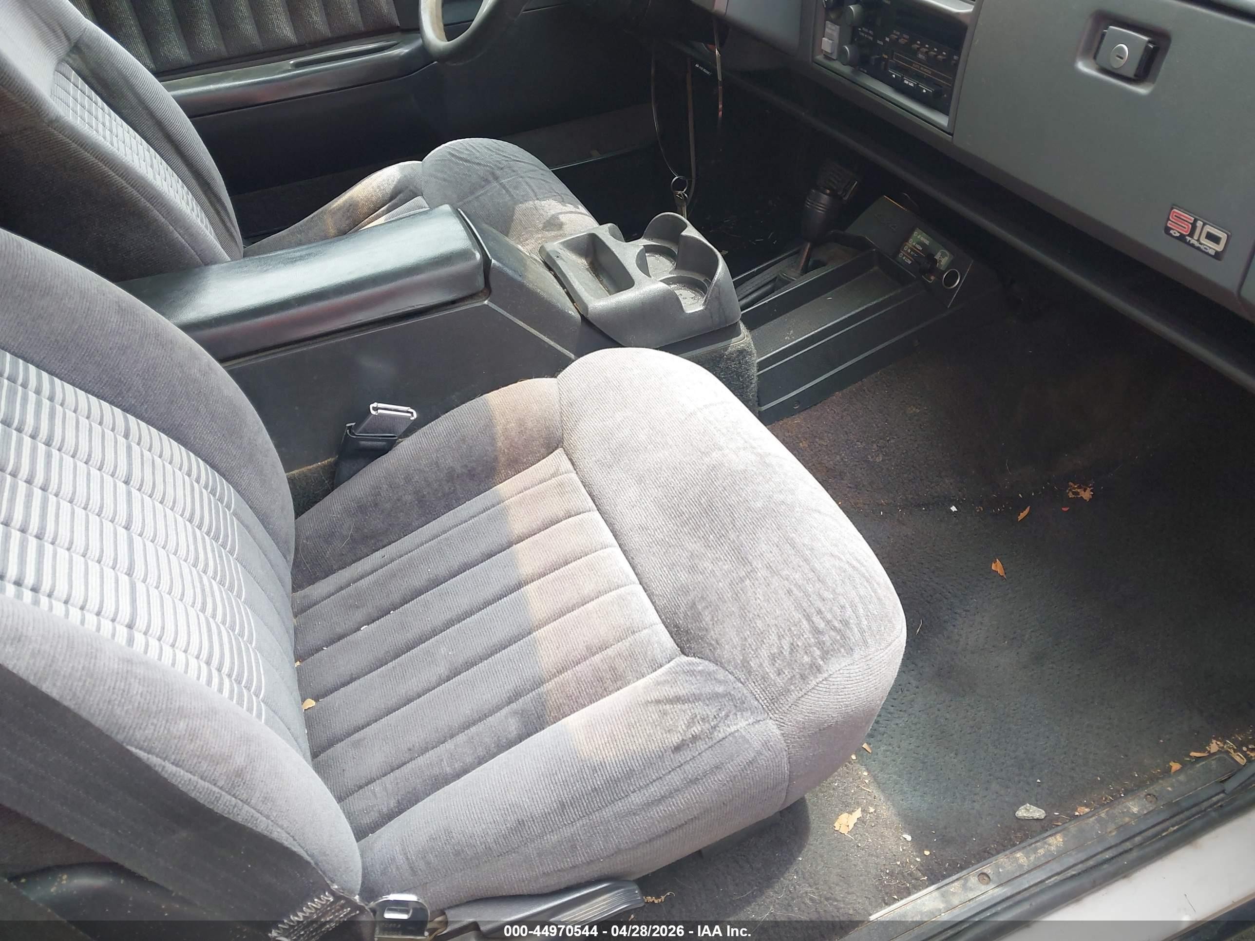 1993 Chevrolet Blazer S10 Beige vin: 1GNDT13W6P2202622