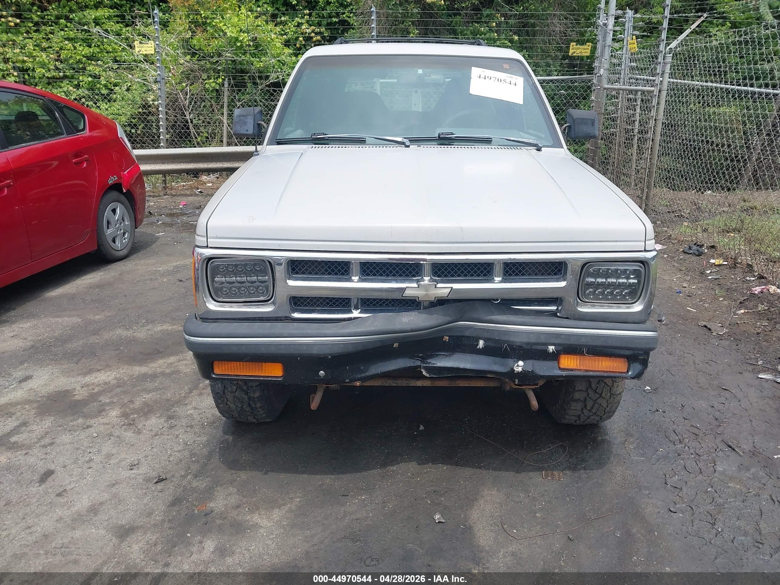 1993 Chevrolet Blazer S10 Beige vin: 1GNDT13W6P2202622