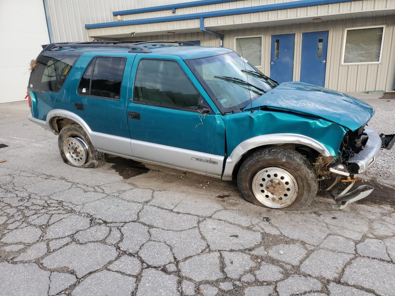 1995 Chevrolet Blazer Green vin: 1GNDT13W6S2113609
