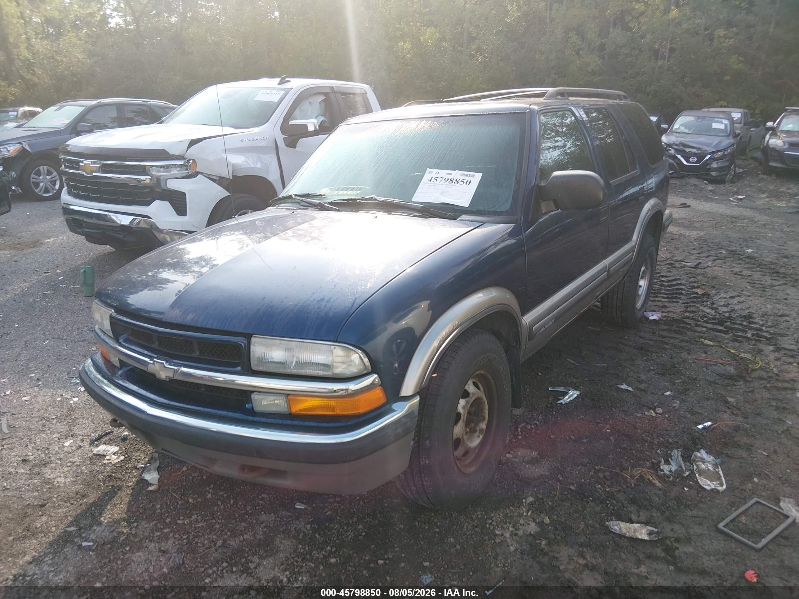 1999 Chevrolet Blazer Lt Blue vin: 1GNDT13W6X2120728