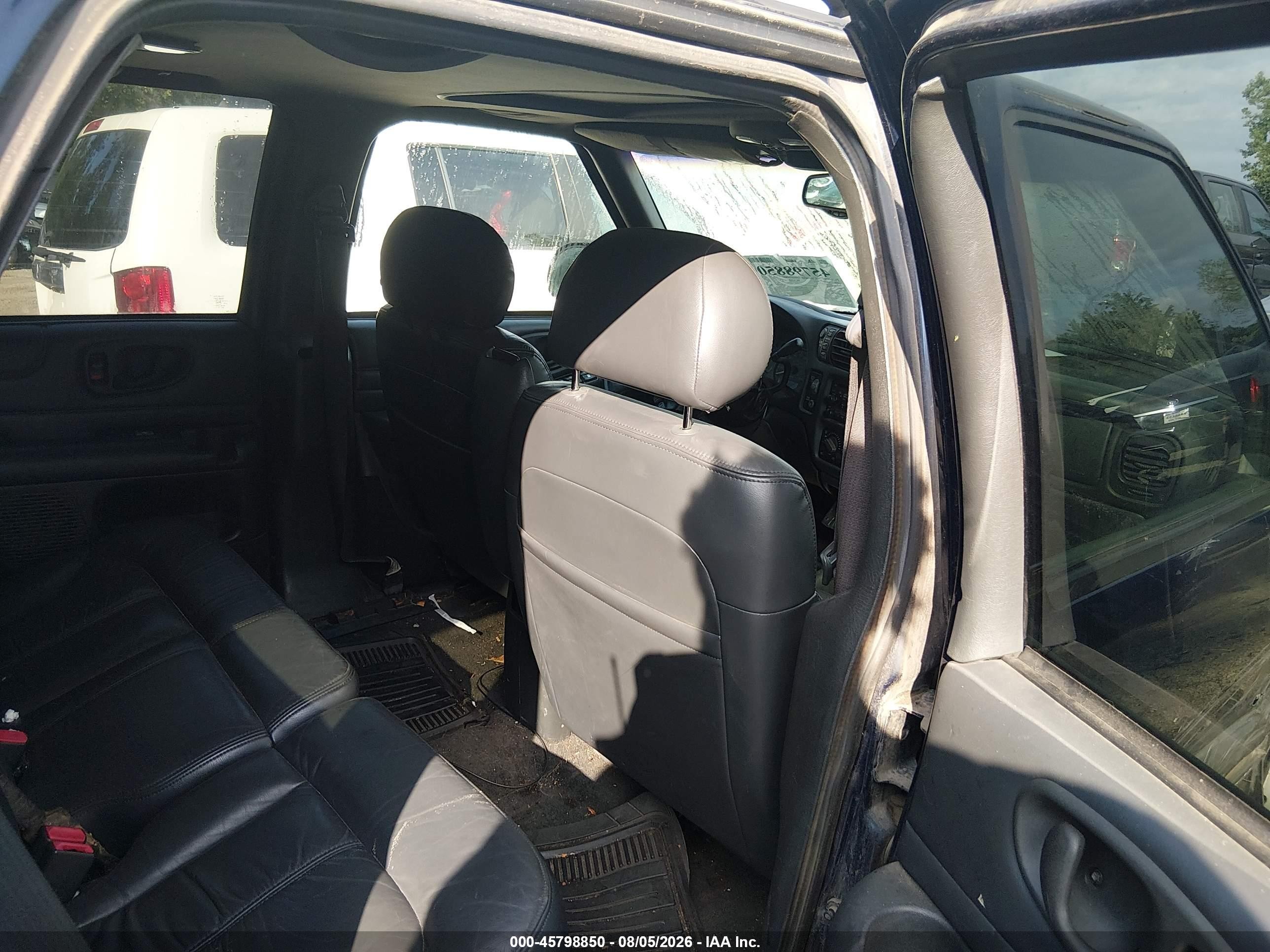 1999 Chevrolet Blazer Lt Blue vin: 1GNDT13W6X2120728