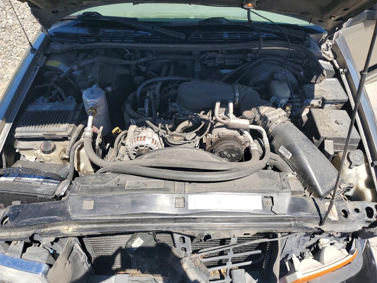 2000 Chevrolet Blazer Gold vin: 1GNDT13W6Y2263115