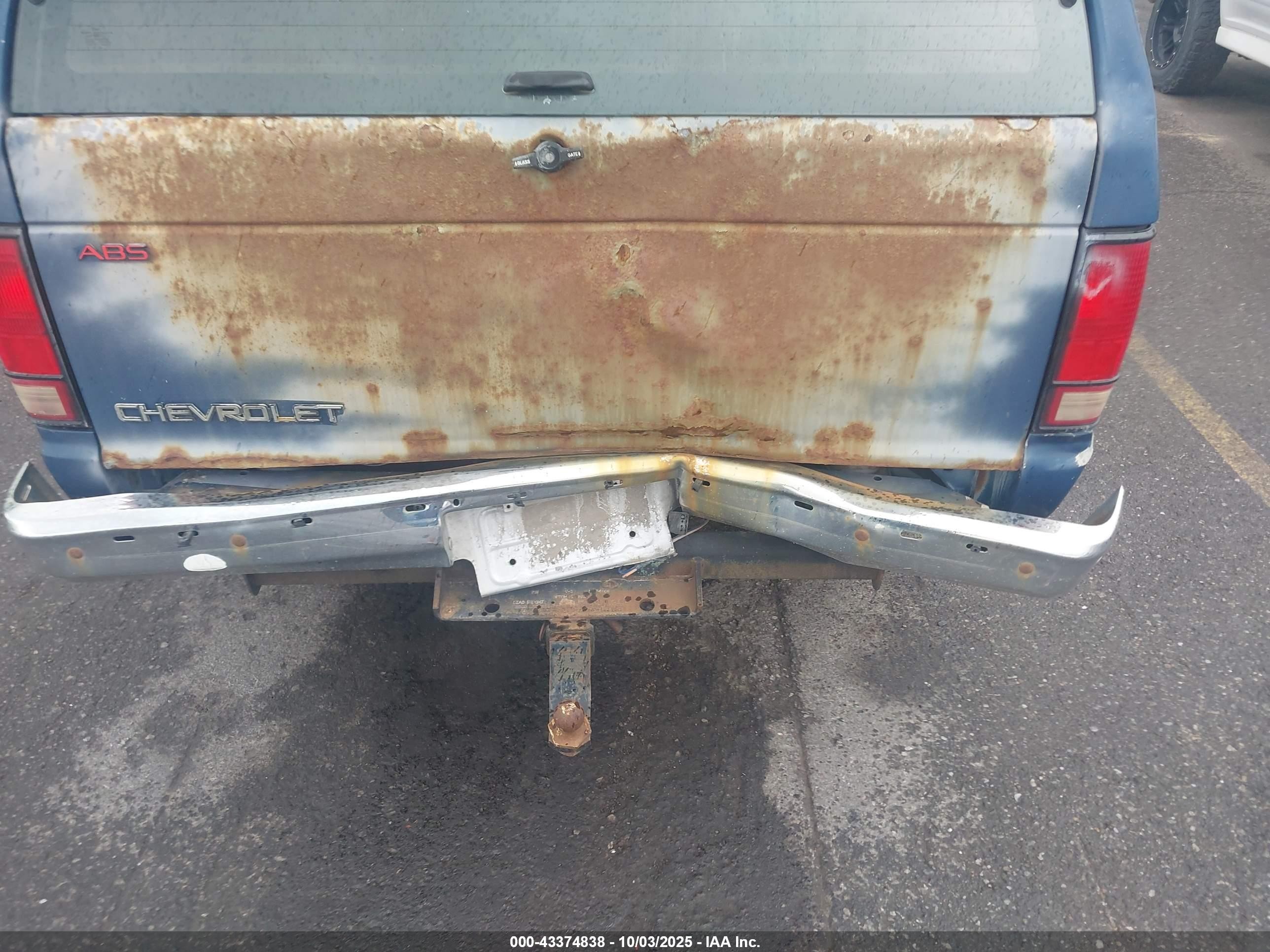 1994 Chevrolet Blazer S10 Blue vin: 1GNDT13W7R0163053