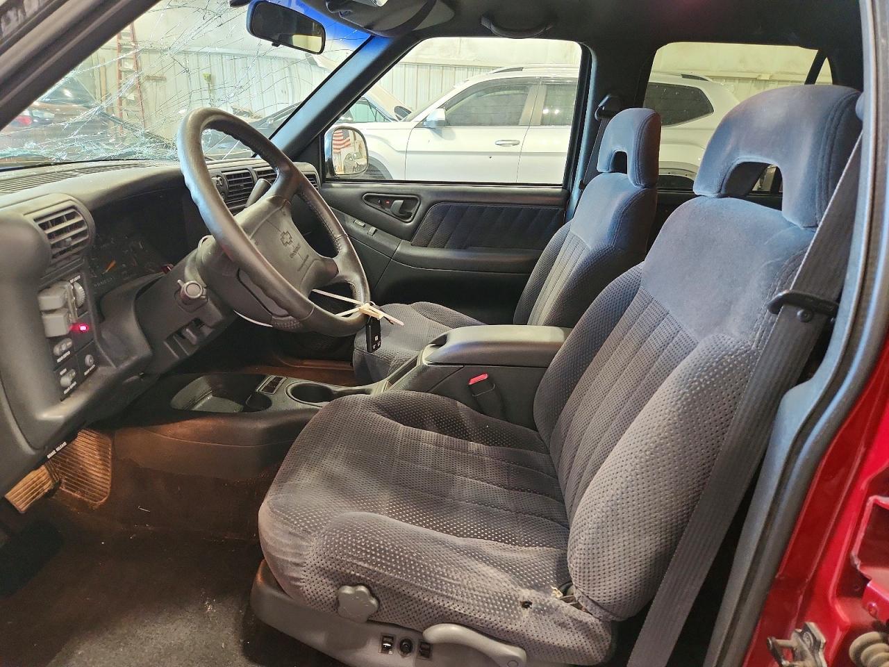 1996 Chevrolet Blazer Maroon vin: 1GNDT13W7T2160648