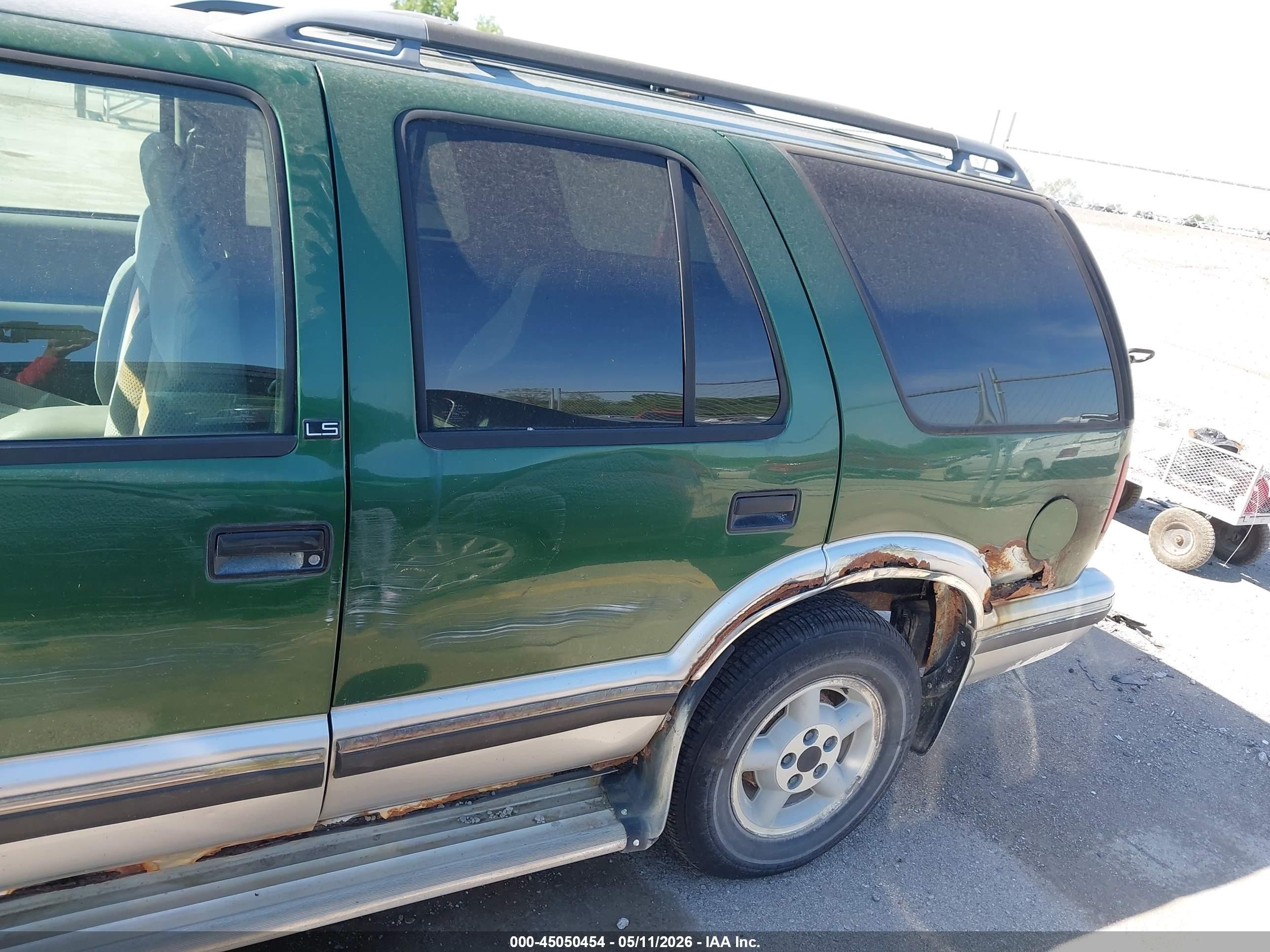 1997 Chevrolet Blazer Ls Green vin: 1GNDT13W7V2113333