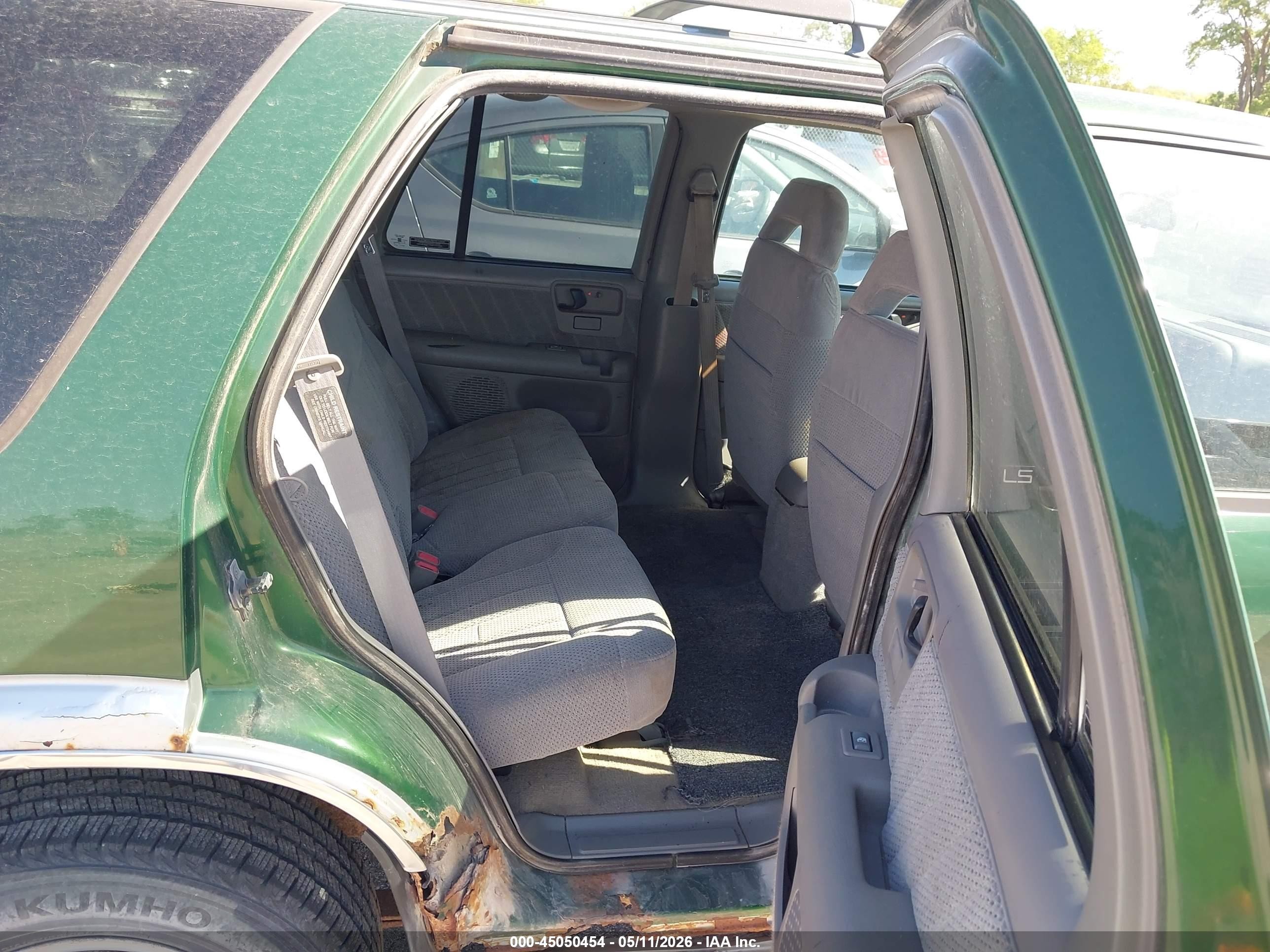 1997 Chevrolet Blazer Ls Green vin: 1GNDT13W7V2113333