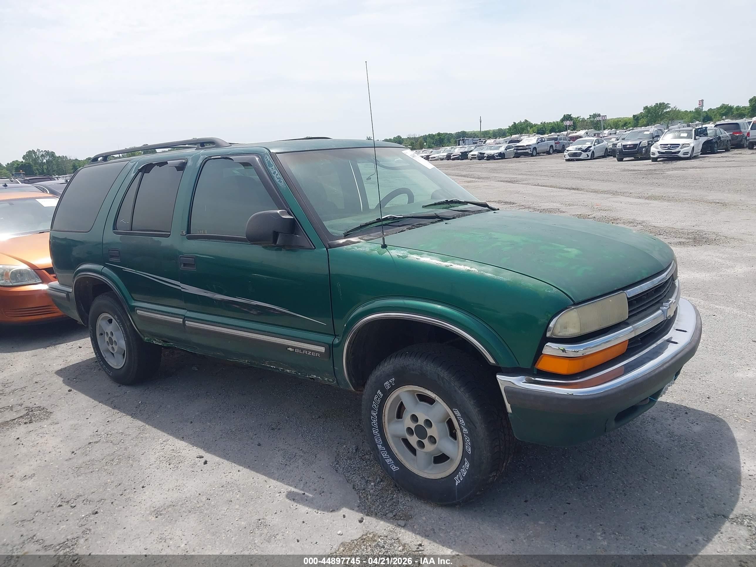 1999 Chevrolet Blazer Ls Green vin: 1GNDT13W7XK133052