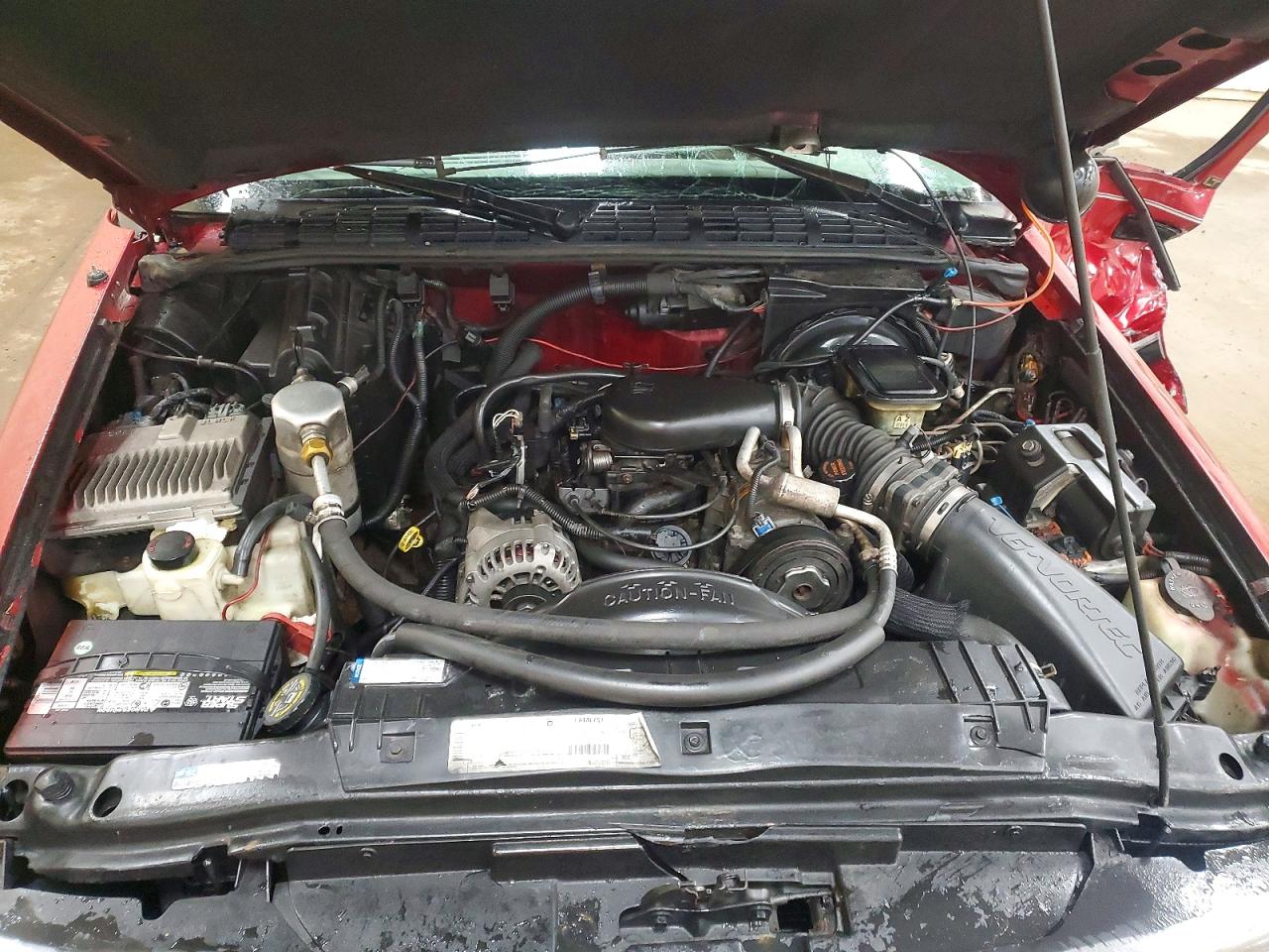 1997 Chevrolet Blazer Red vin: 1GNDT13W8V2140122