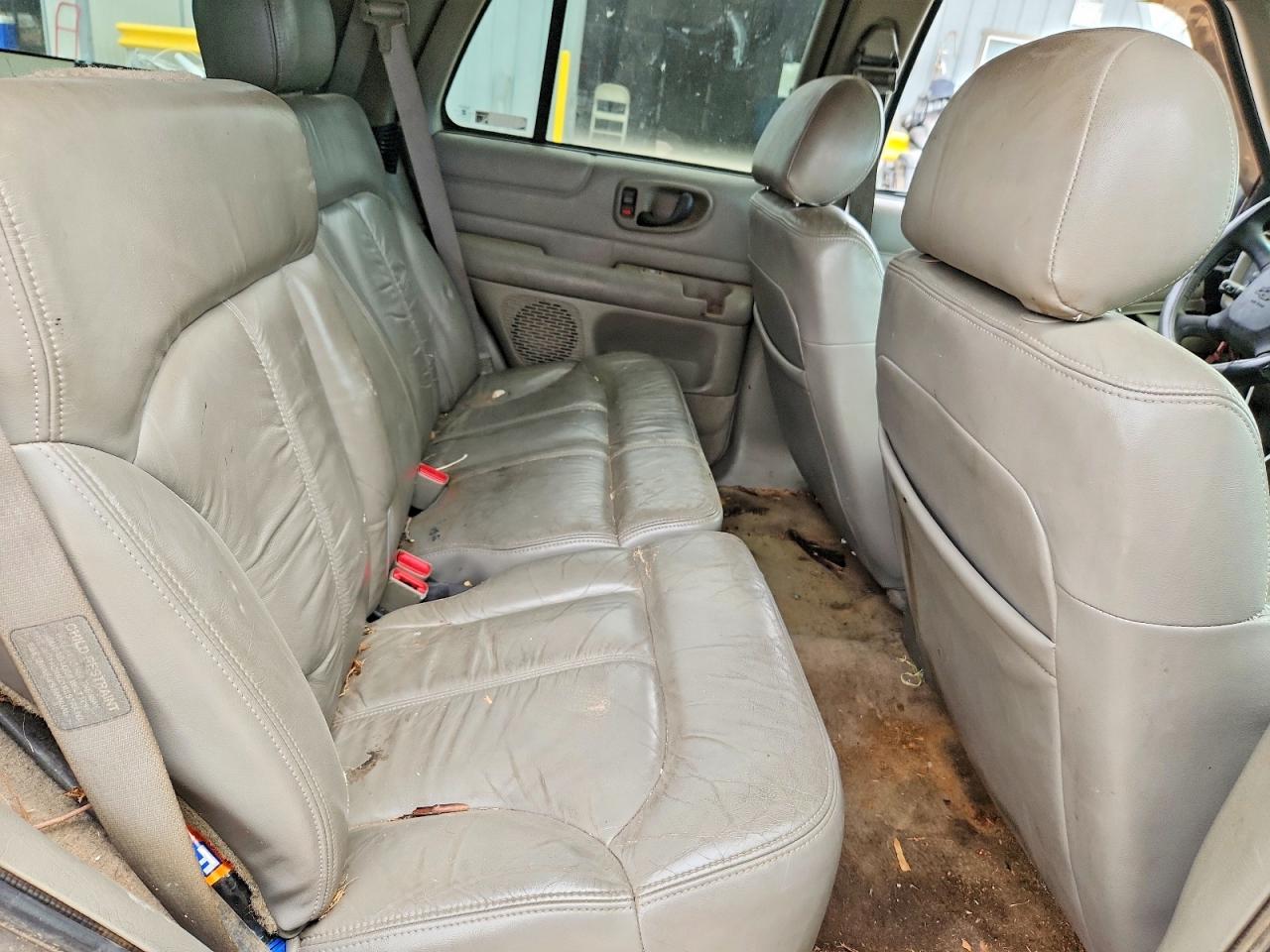 1999 Chevrolet Blazer Черный vin: 1GNDT13W8X2203576