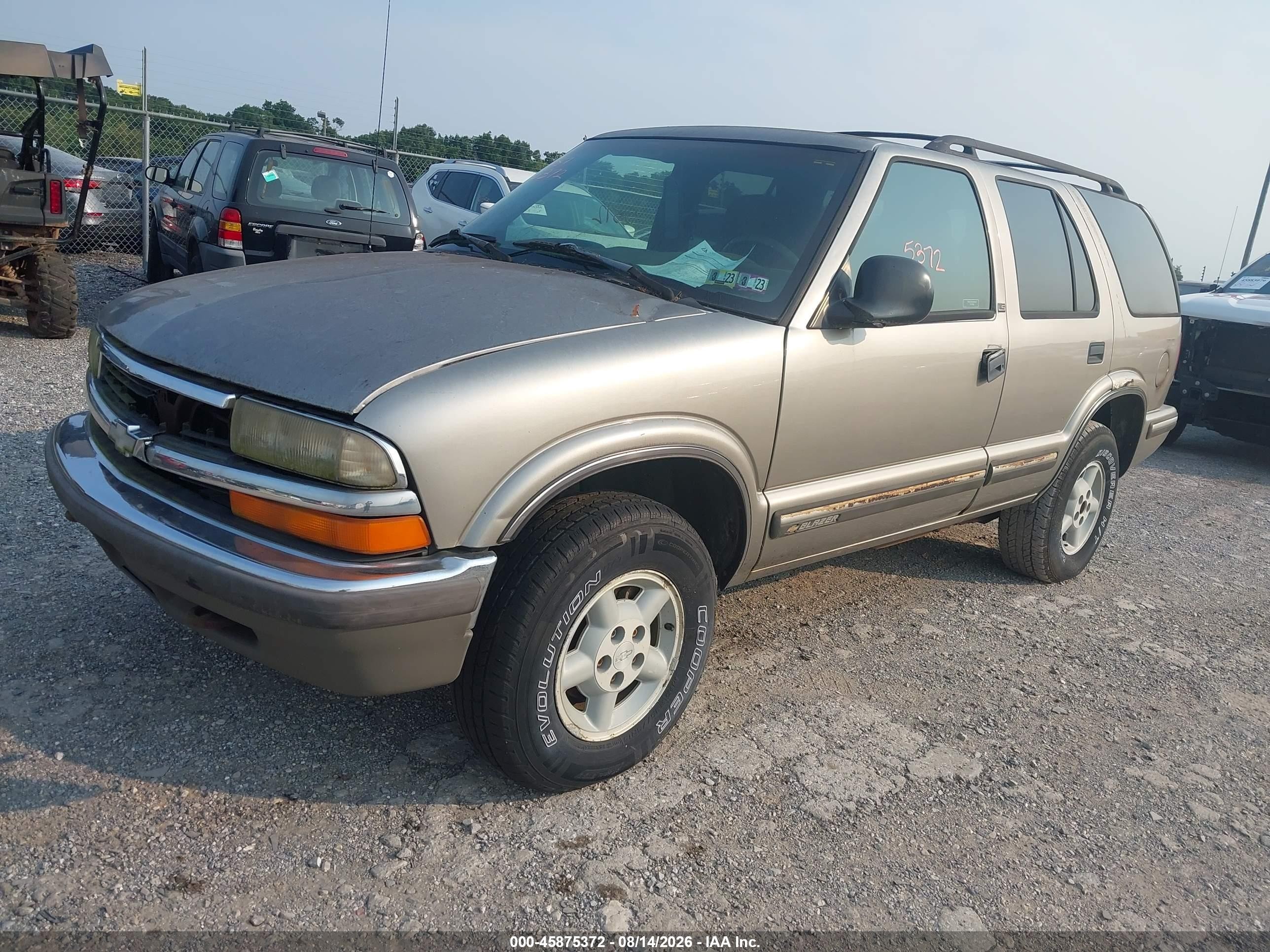 1998 Chevrolet Blazer Ls Beige vin: 1GNDT13W9W2280973