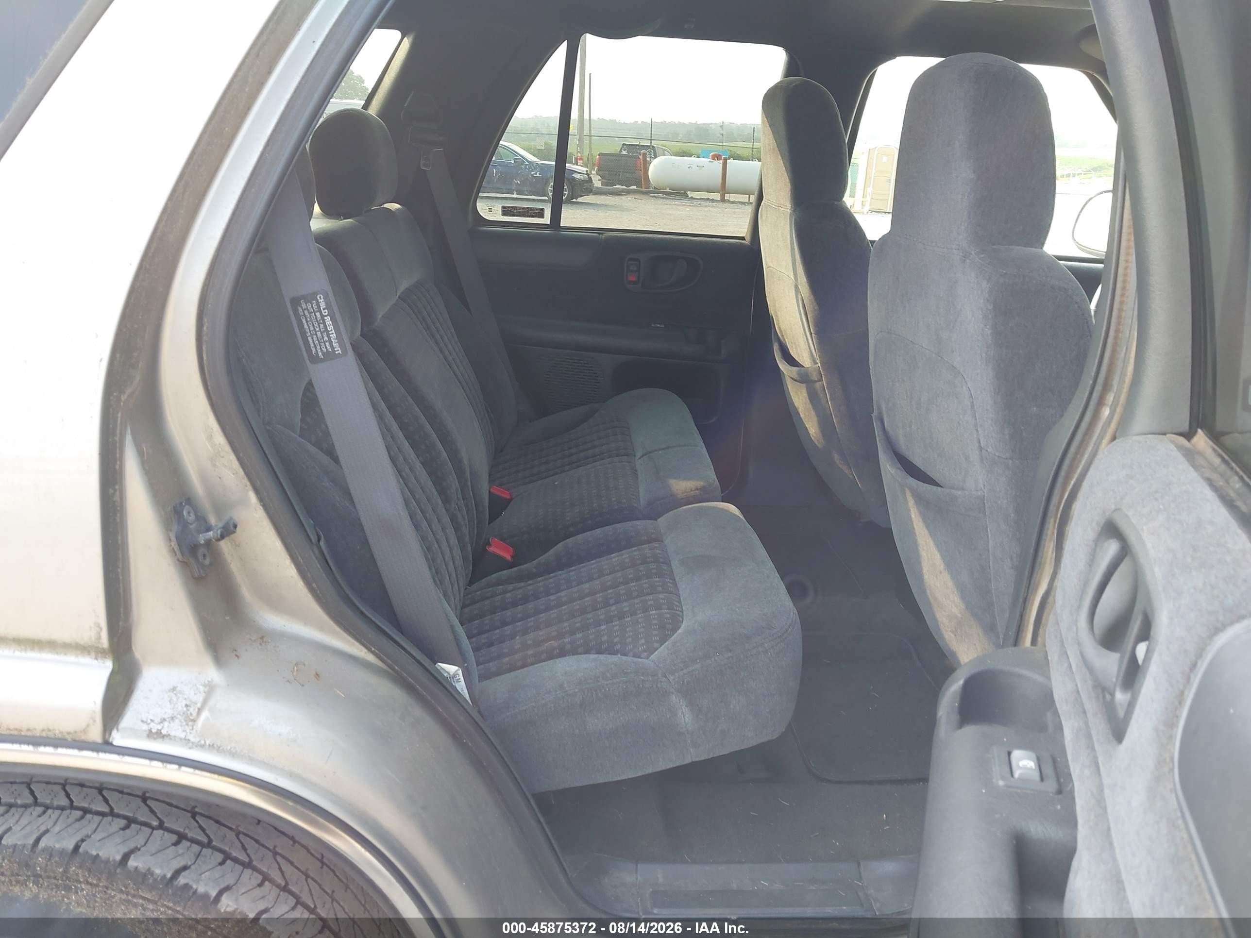 1998 Chevrolet Blazer Ls Beige vin: 1GNDT13W9W2280973