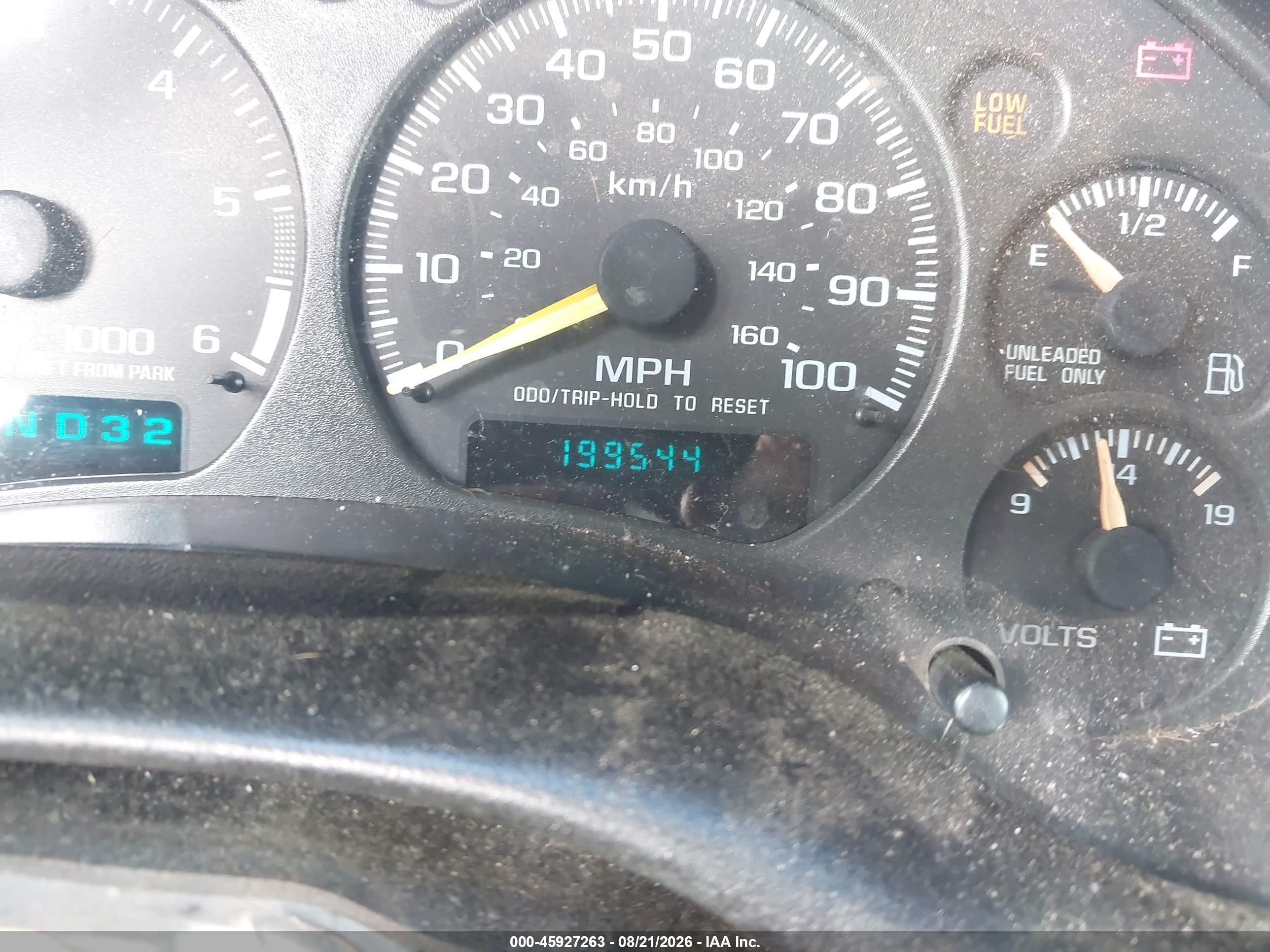 2000 Chevrolet Blazer Ls White vin: 1GNDT13W9Y2181394