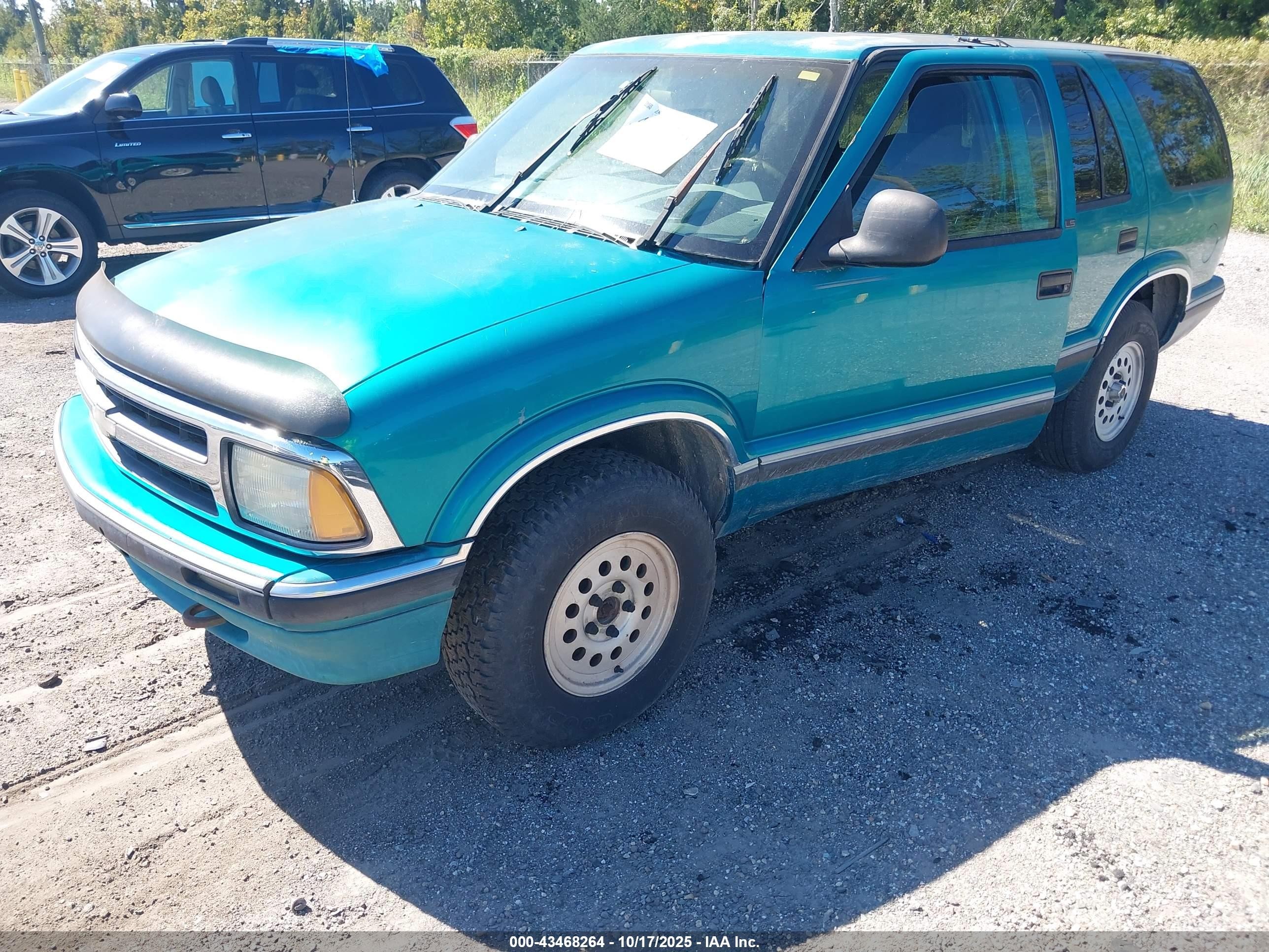 1995 Chevrolet Blazer   Green vin: 1GNDT13WXS2260600