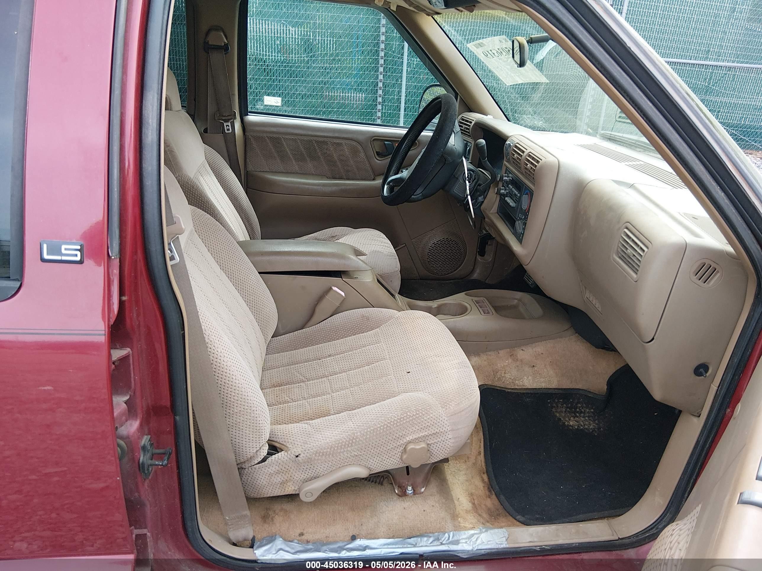 1996 Chevrolet Blazer   Red vin: 1GNDT13WXT2100573