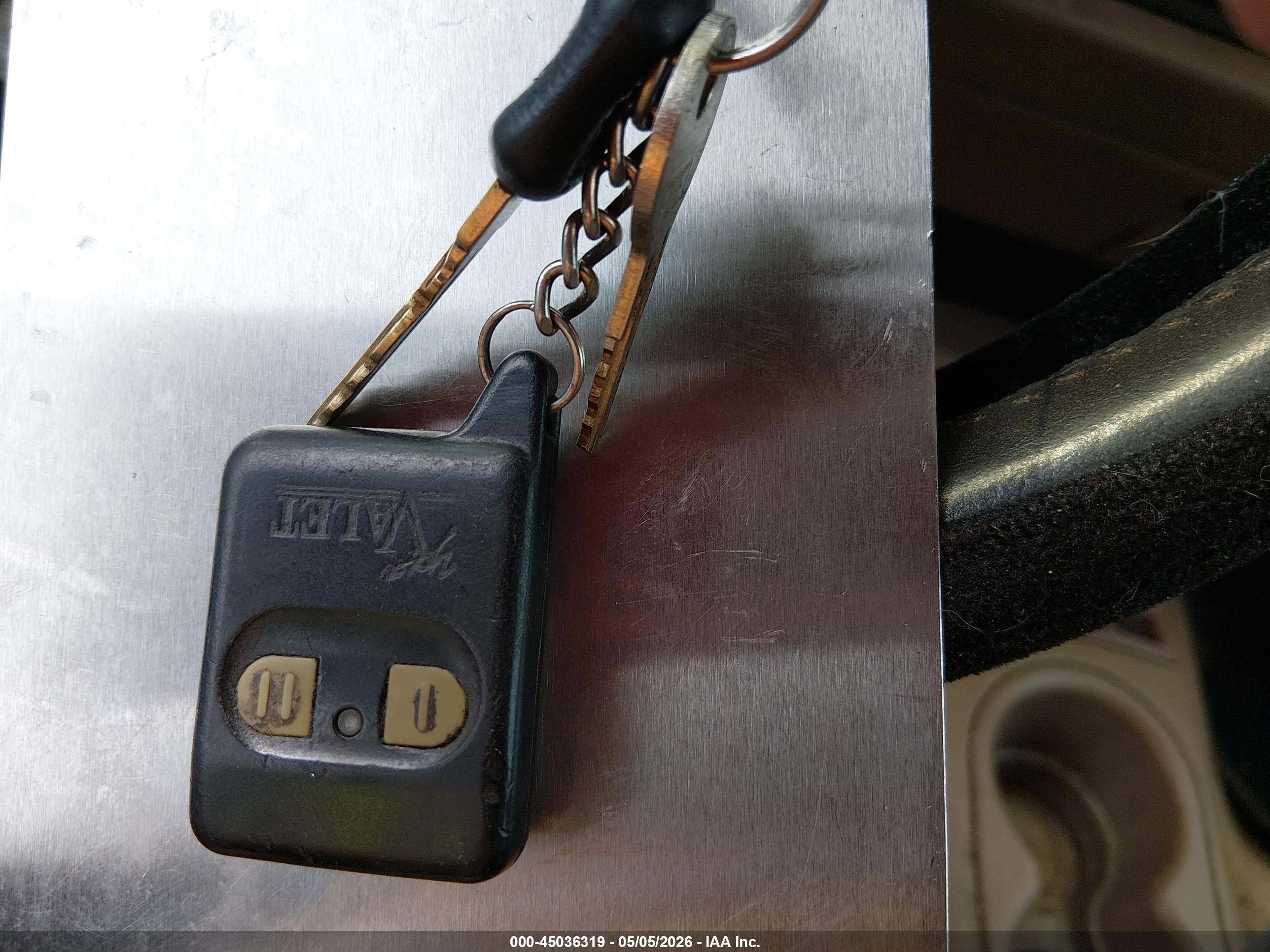 1996 Chevrolet Blazer   Red vin: 1GNDT13WXT2100573