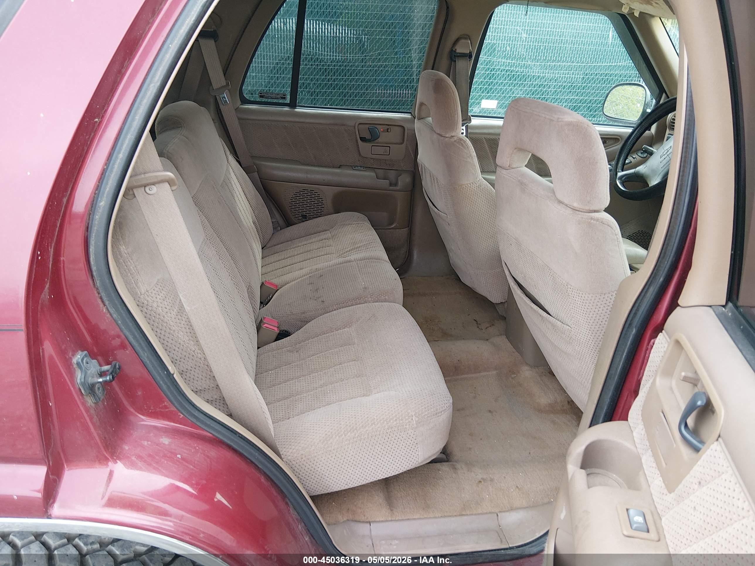 1996 Chevrolet Blazer   Red vin: 1GNDT13WXT2100573