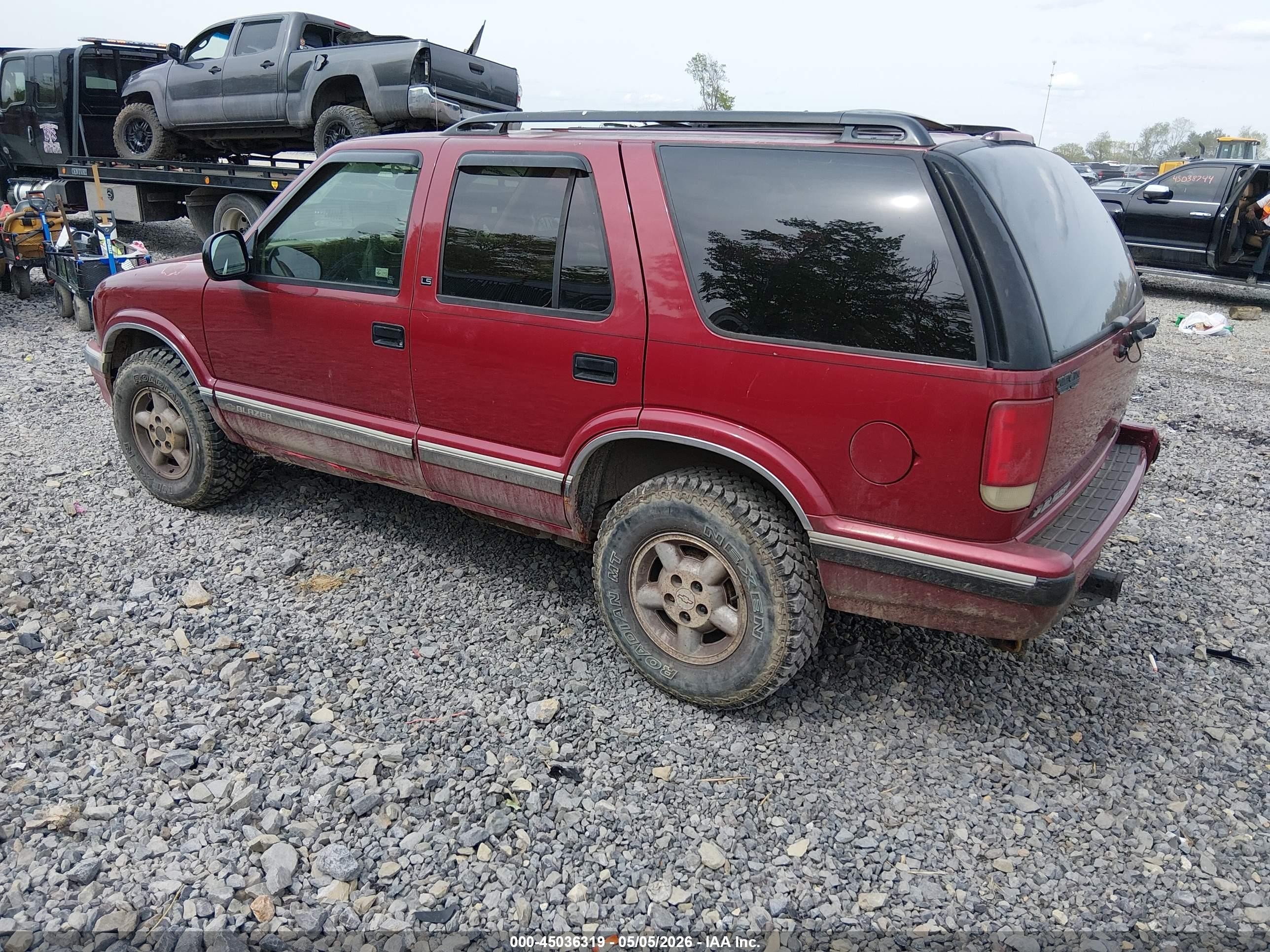 1996 Chevrolet Blazer   Red vin: 1GNDT13WXT2100573