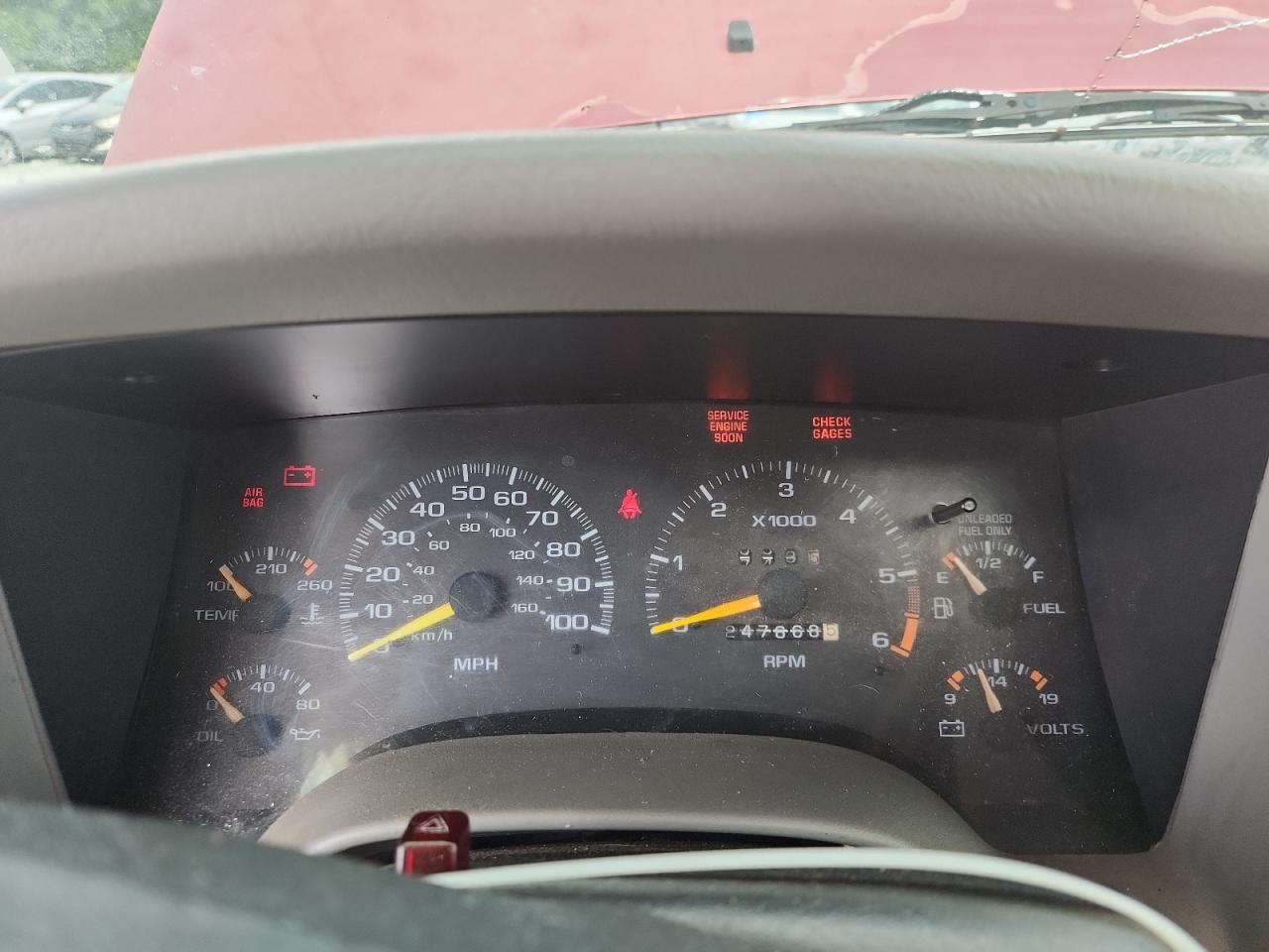1997 Chevrolet Blazer Burgundy vin: 1GNDT13WXV2219985