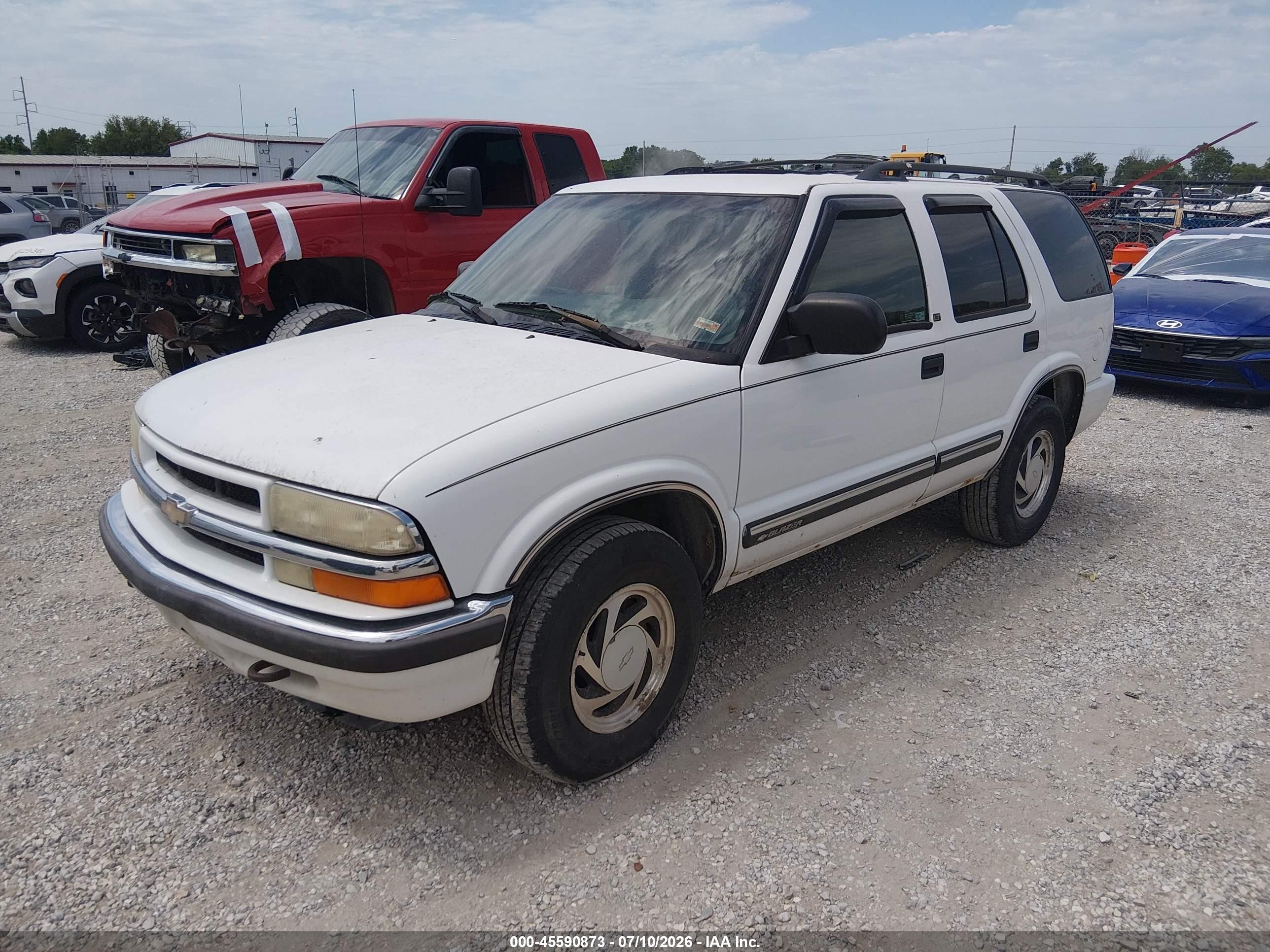 2000 Chevrolet Blazer Lt White vin: 1GNDT13WXY2102363